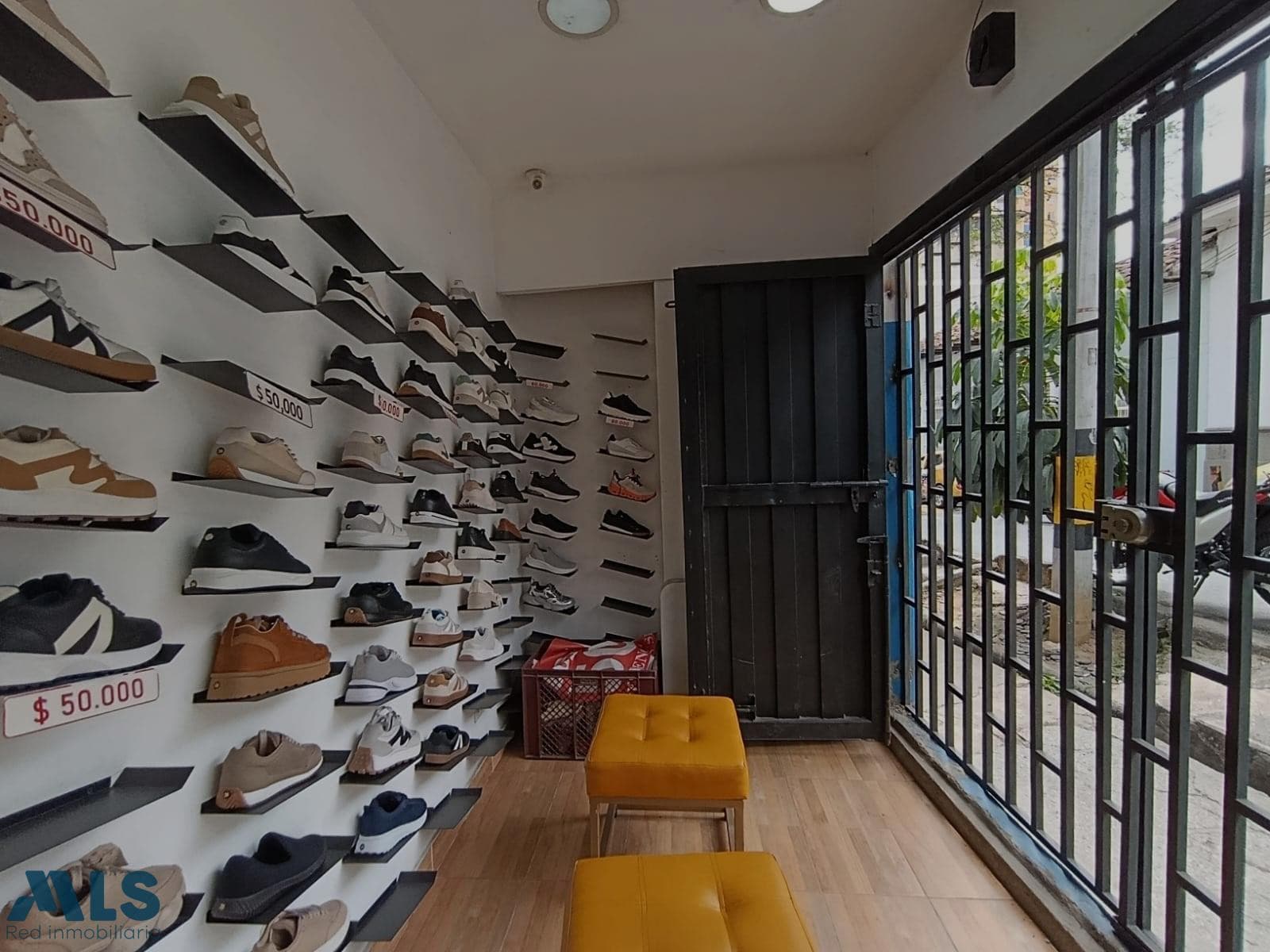 Bodega en venta en Bomboná Nº 1, Centro, Medellín — foto 1 de 22