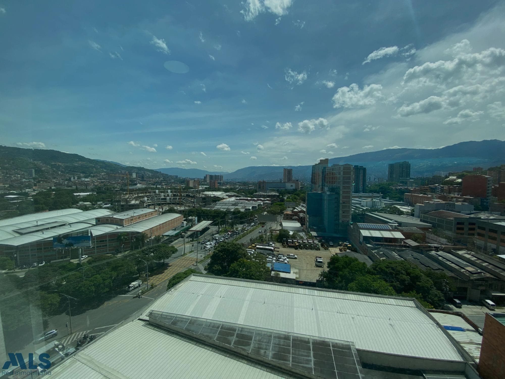 Oficina en venta en Mayorca, Aburra Sur, Sabaneta — foto 1 de 8