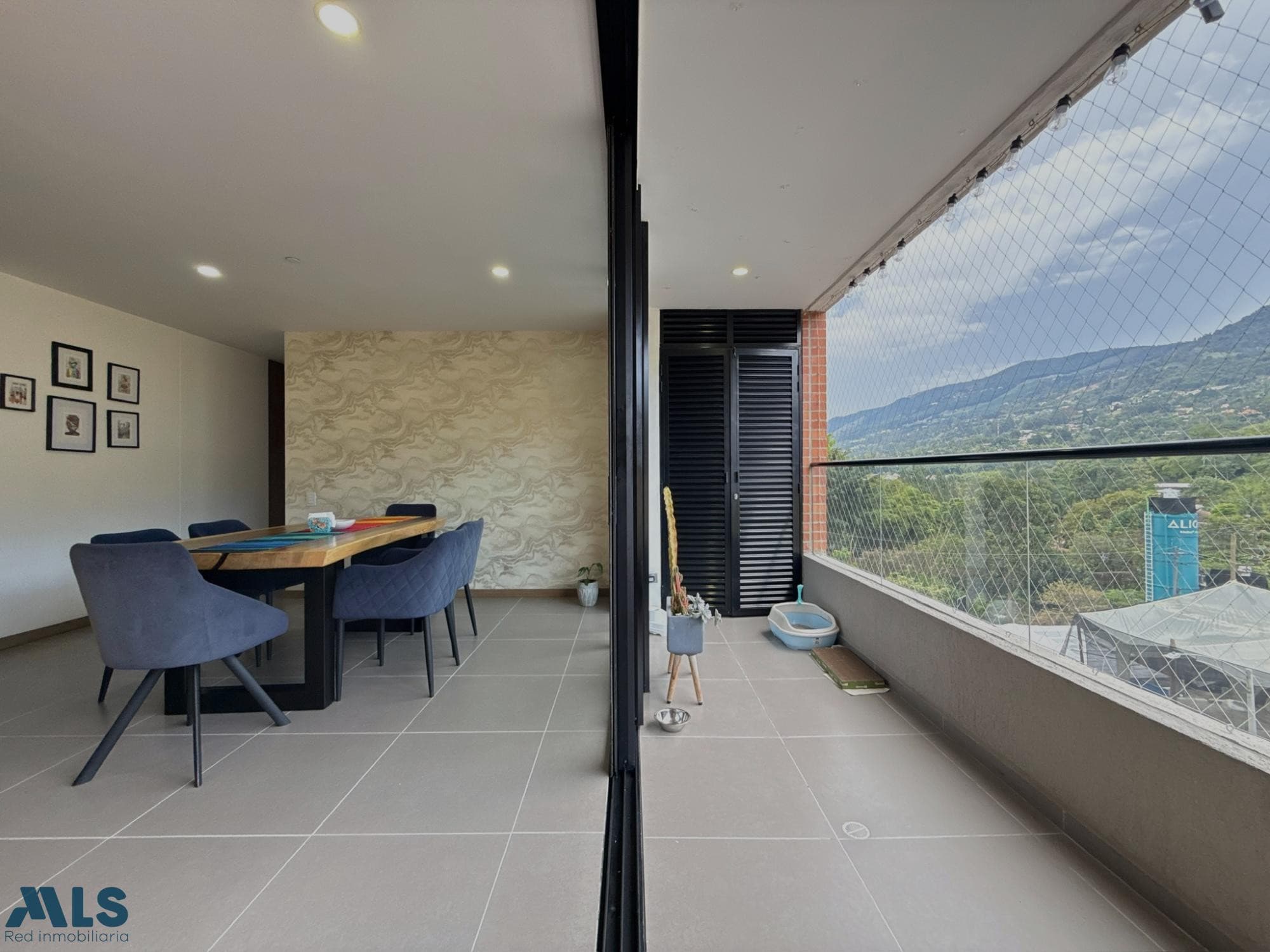 Apartamento en venta en Loma Del Escobero, Aburra Sur, Envigado — foto 1 de 23