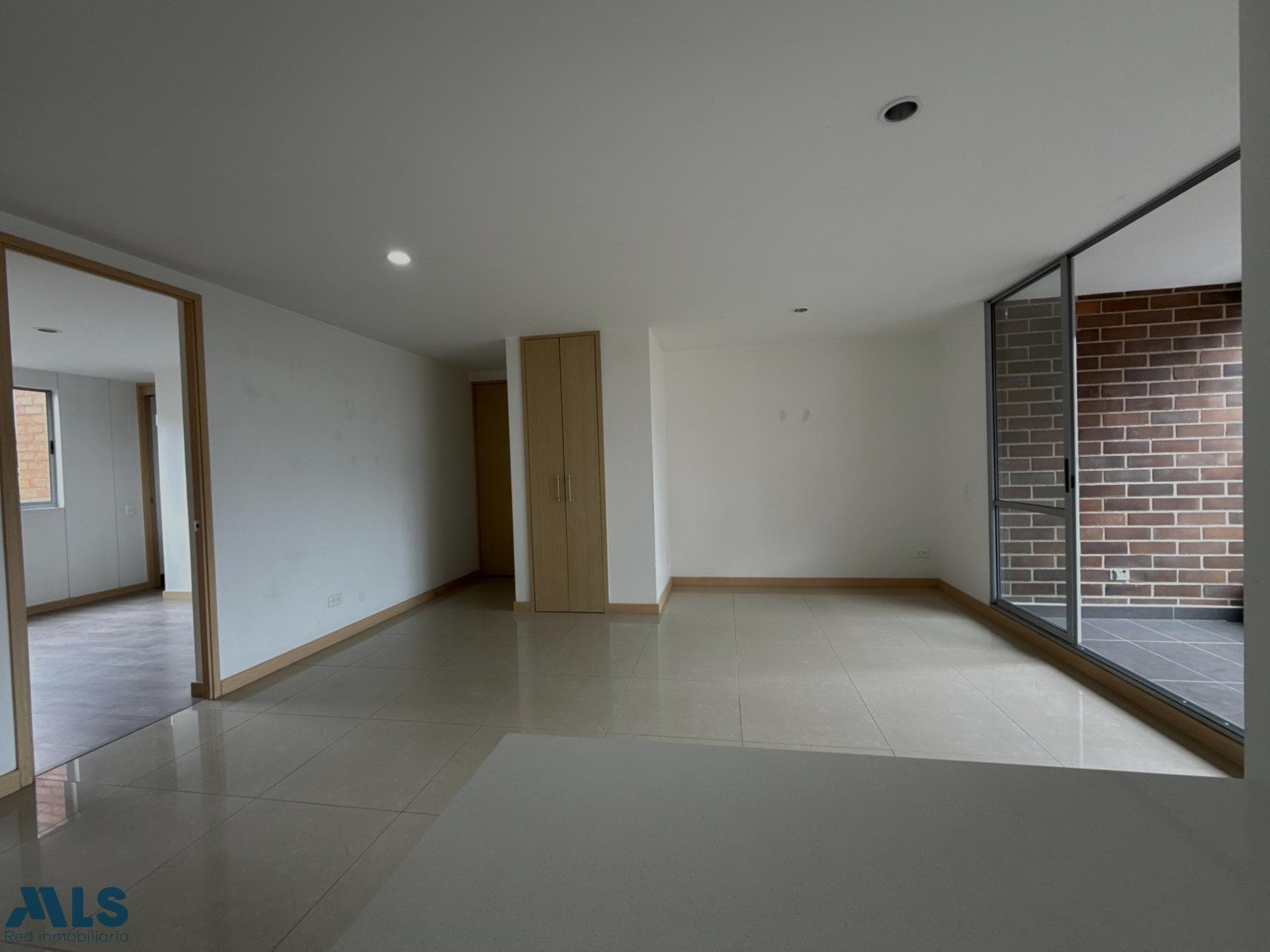 Apartamento en venta en Loma De San Jose, Aburra Sur, Sabaneta — foto 1 de 8