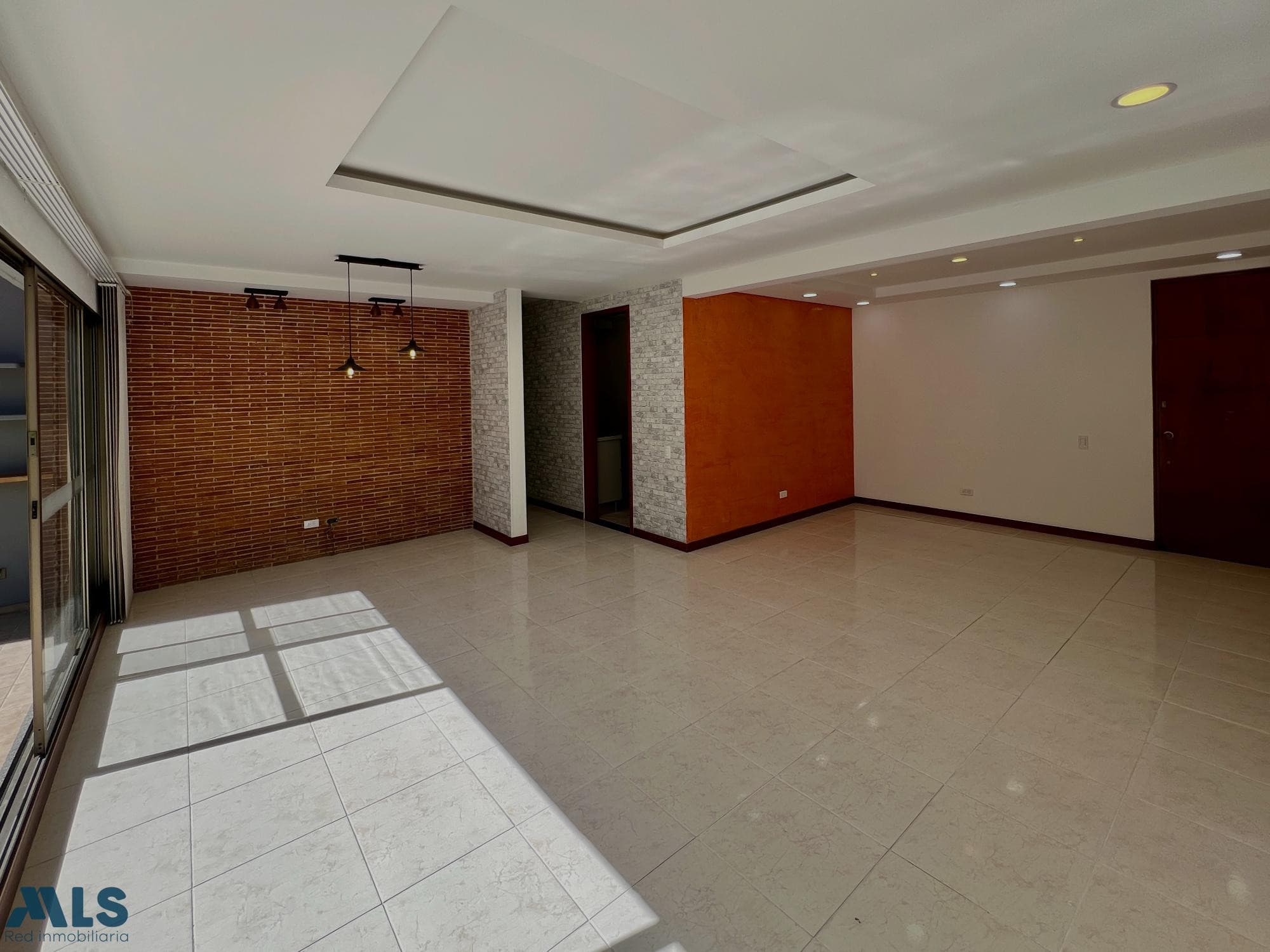 Apartamento en venta en Loma De Benedictinos, Aburra Sur, Envigado — foto 1 de 24
