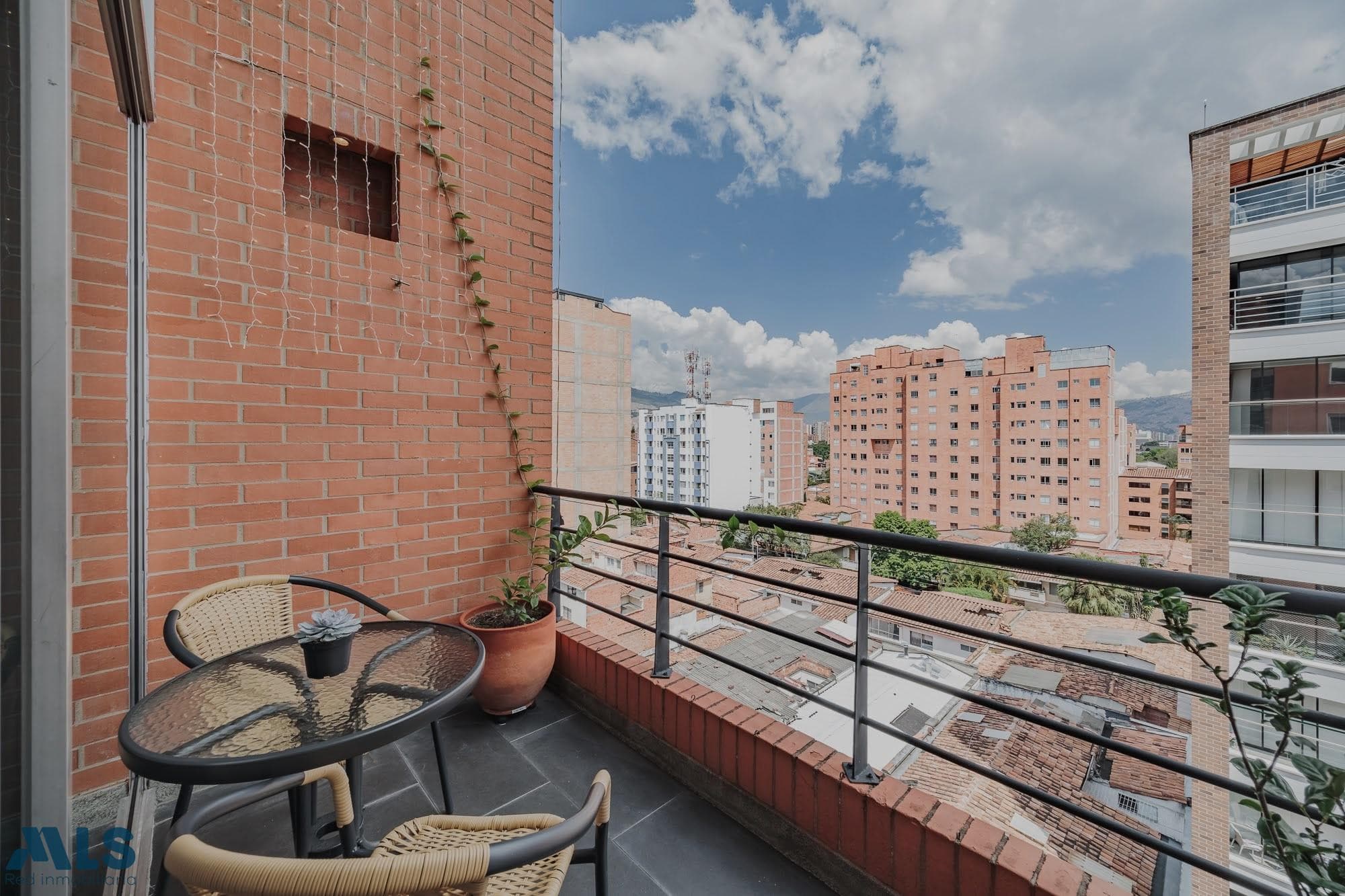 Apartamento en venta en Conquistadores, Laureles, Medellín — foto 1 de 31