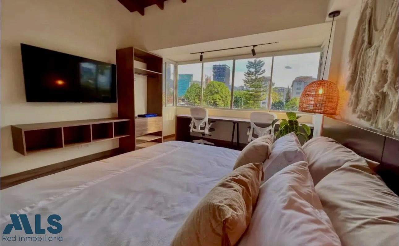 Apartamento en venta en Patio Bonito, Poblado, Medellín — foto 1 de 14