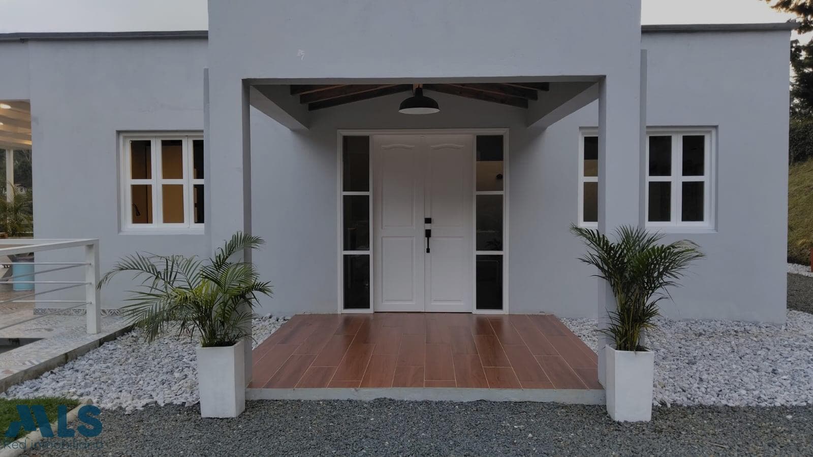 Casa en venta en V. Quebrada Arriba, Norte, Copacabana — foto 1 de 46