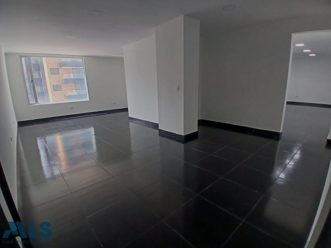 Oficina en venta en El Dorado, Aburra Sur, Envigado — foto 1 de 8