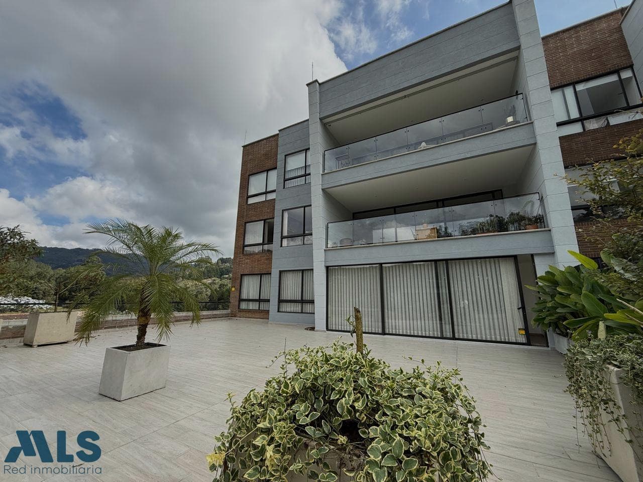 Apartamento en venta en V. Sajonia, Oriente Antioqueño, Rionegro — foto 1 de 15