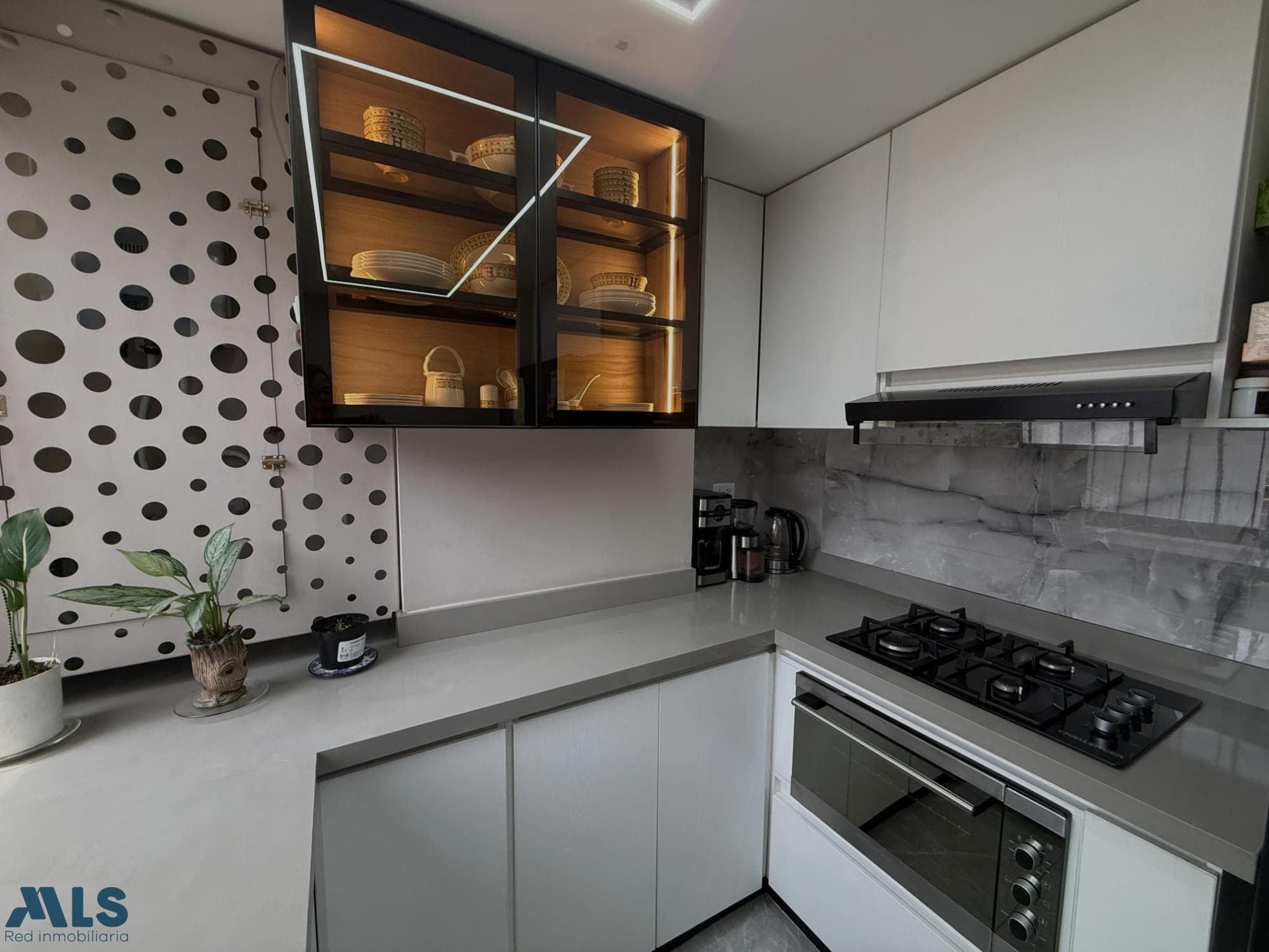 Apartamento en venta en Bolivariana, Laureles, Medellín — foto 1 de 10