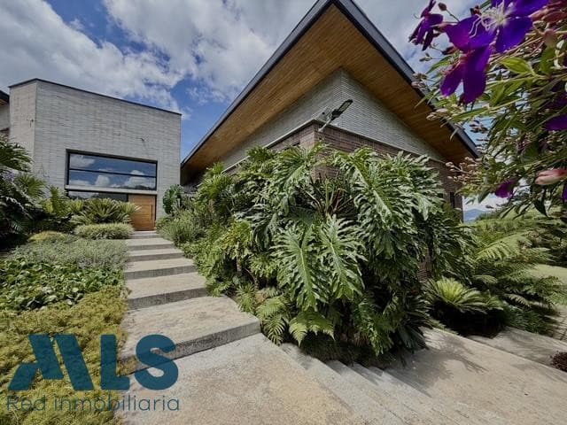 Casa en venta en V. El Capiro, Oriente Antioqueño, La Ceja — foto 1 de 51