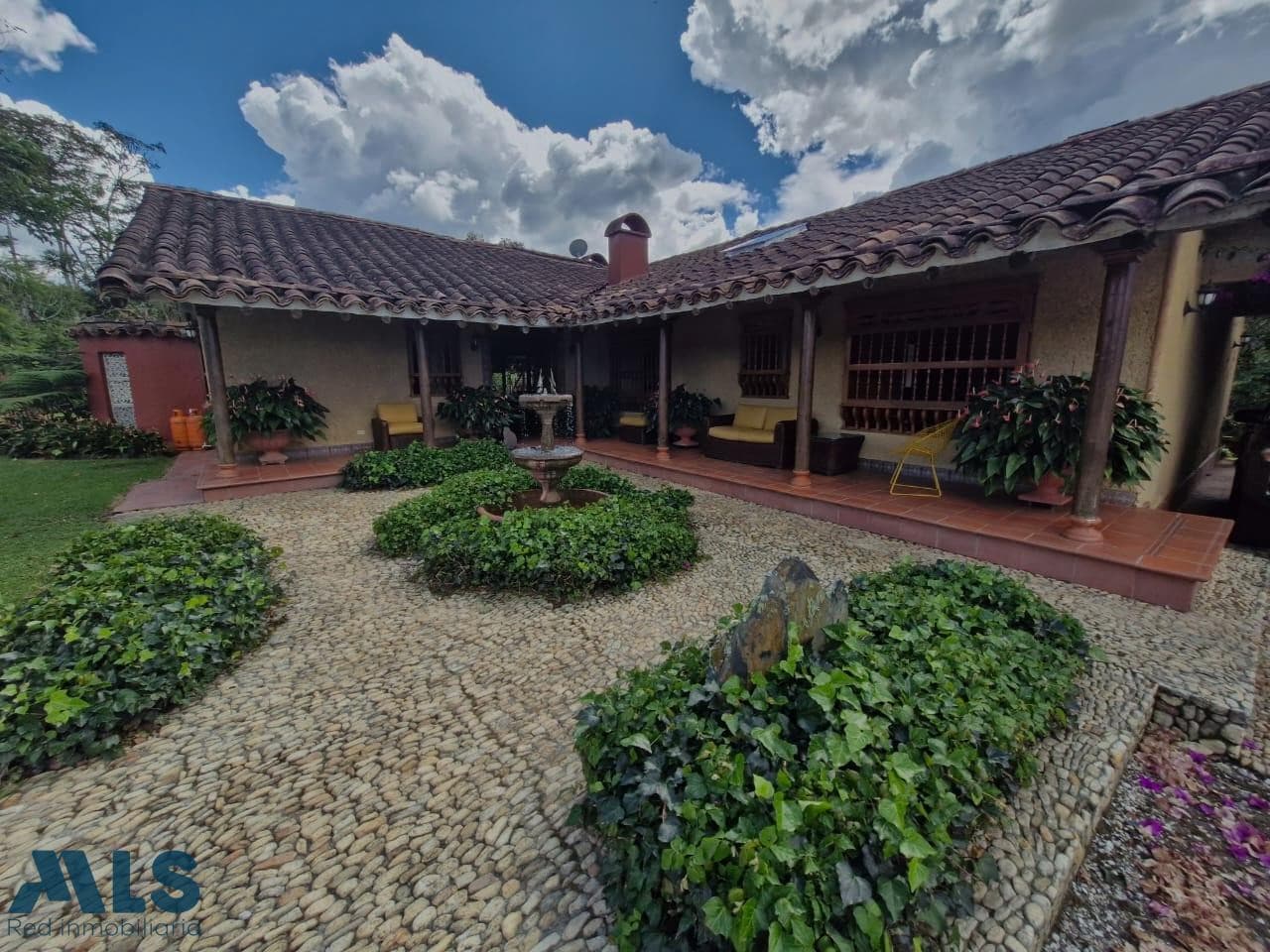 Finca Recreativa en venta en V. Pontezuela, Oriente Antioqueño, Rionegro — foto 1 de 33