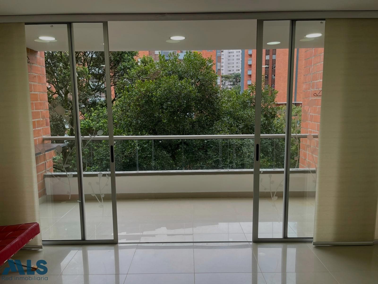 Apartamento en venta en Transversal Intermedia, Aburra Sur, Envigado — foto 1 de 9