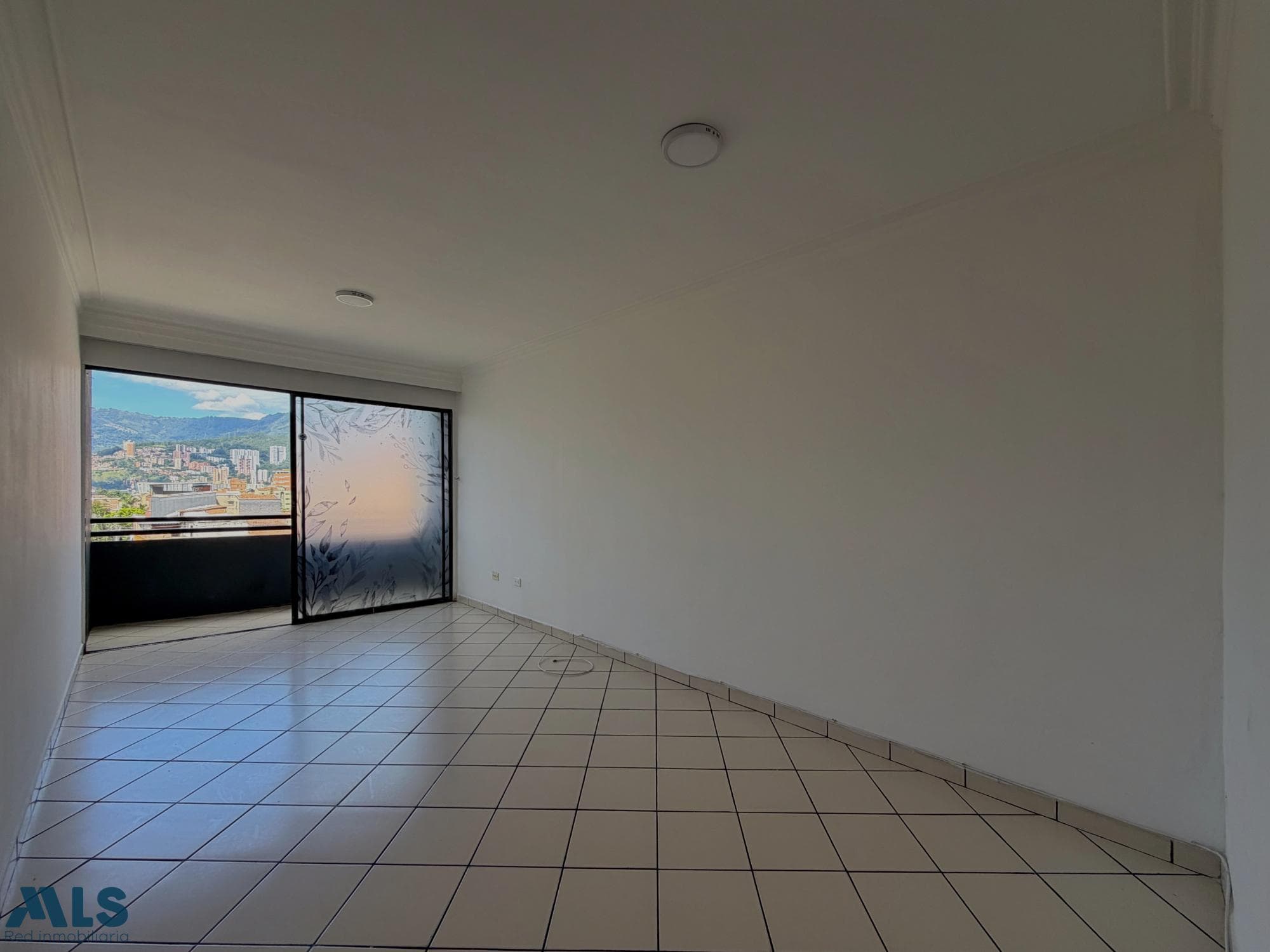 Apartamento en venta en La Palma, Belén Guayabal, Medellín — foto 1 de 36