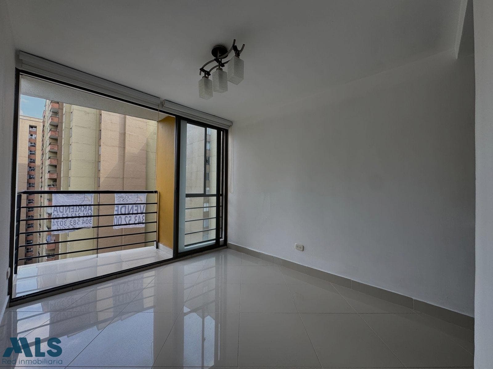 Apartamento en venta en Rodeo Alto, Belén Guayabal, Medellín — foto 1 de 8