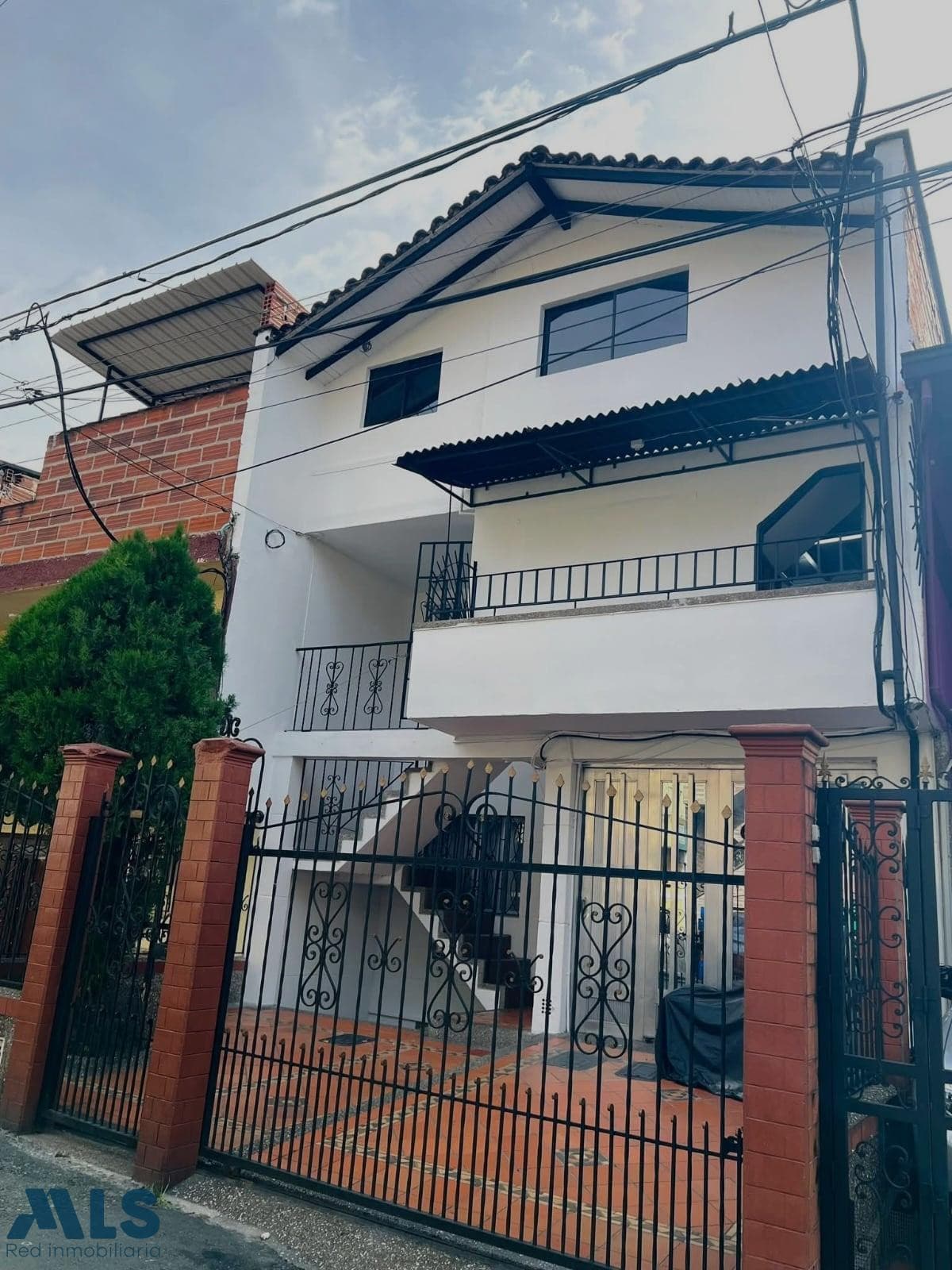 Apartamento en venta en Aranjuez, Centro, Medellín — foto 1 de 9