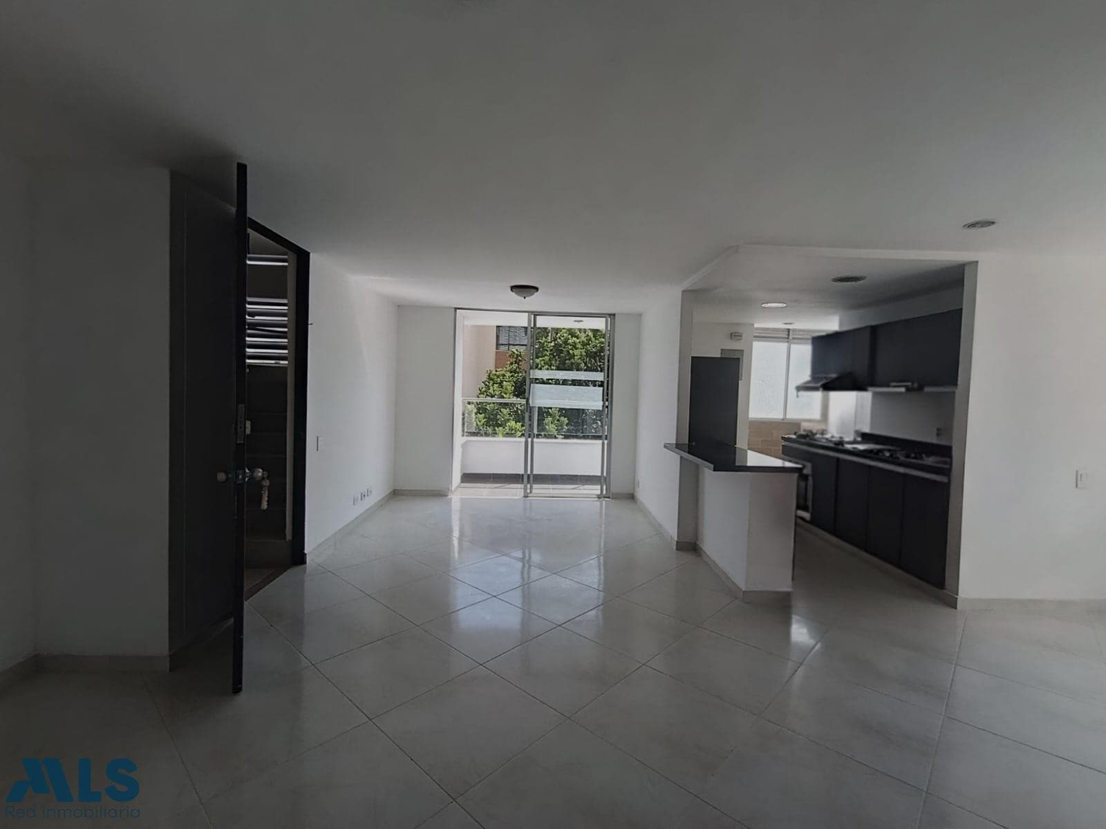 Apartamento en venta en Estadio, Laureles, Medellín — foto 1 de 17