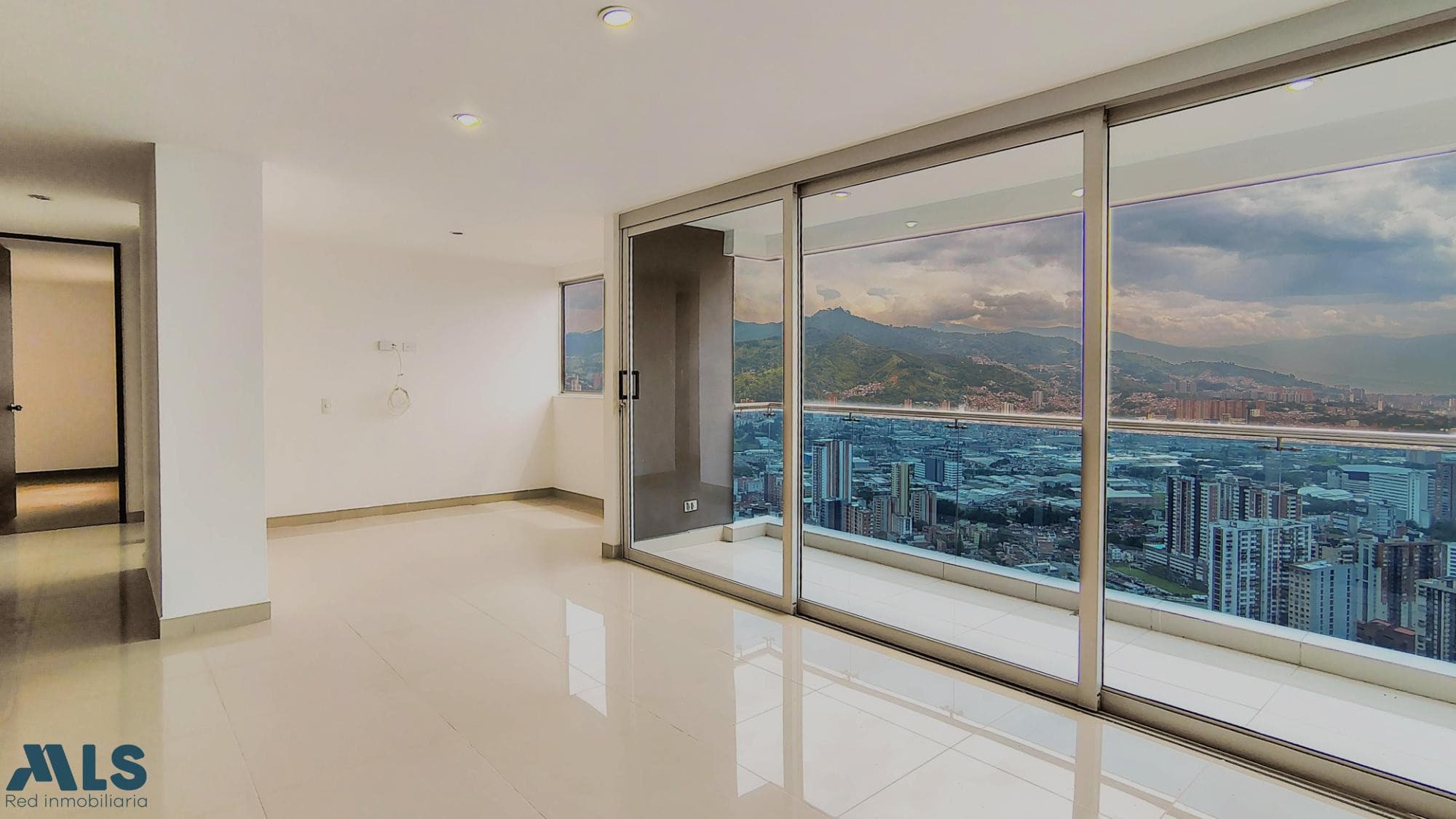 Apartamento en venta en Las Lomitas, Aburra Sur, Sabaneta — foto 1 de 13
