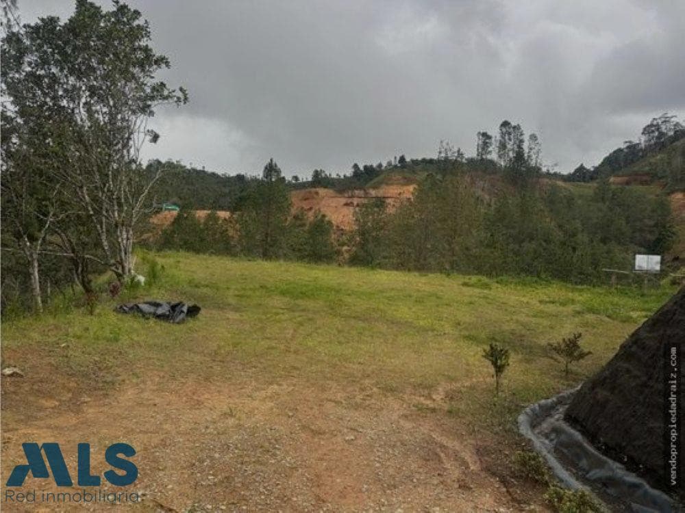 Lote Residencial en venta en Urbano, Oriente Antioqueño, El Retiro — foto 1 de 16