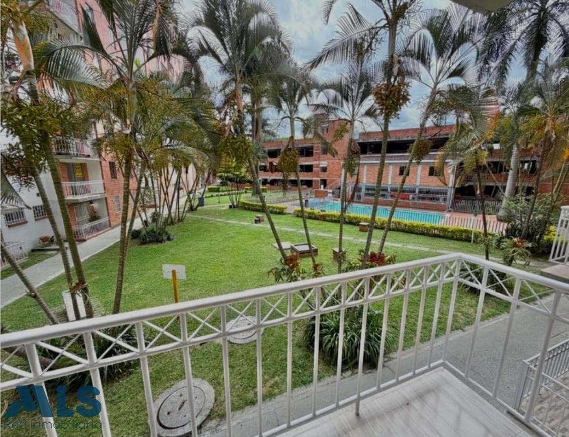 Apartamento en venta en Primavera, Aburra Sur, Envigado — foto 1 de 13