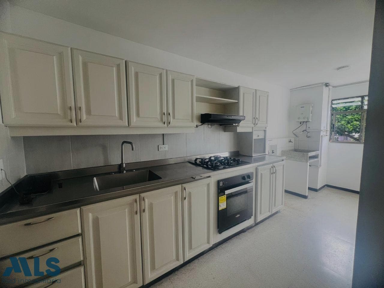 Apartamento en venta en Patio Bonito, Poblado, Medellín — foto 1 de 19