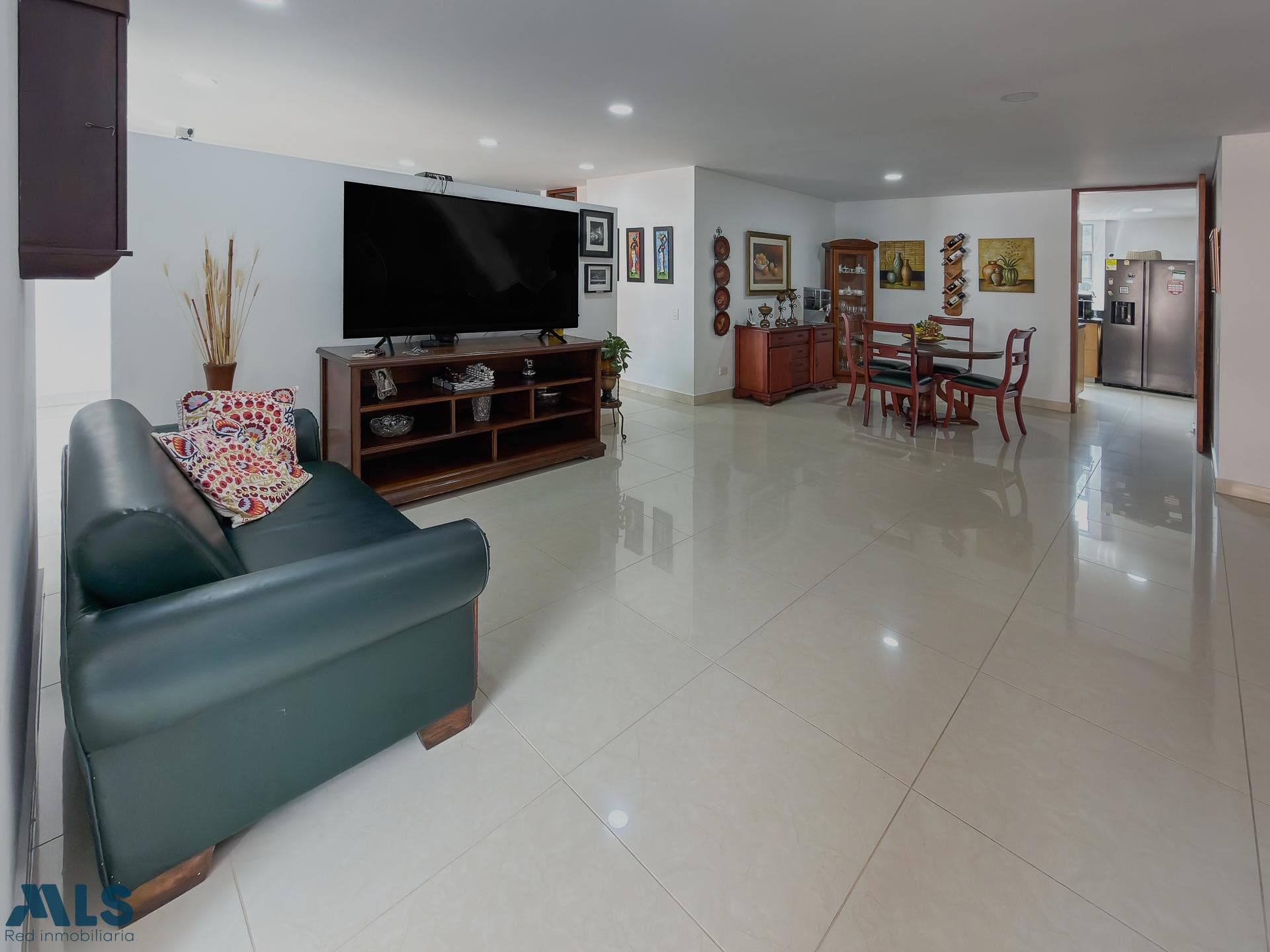 Apartamento en venta en Laureles, Medellín — foto 1 de 30