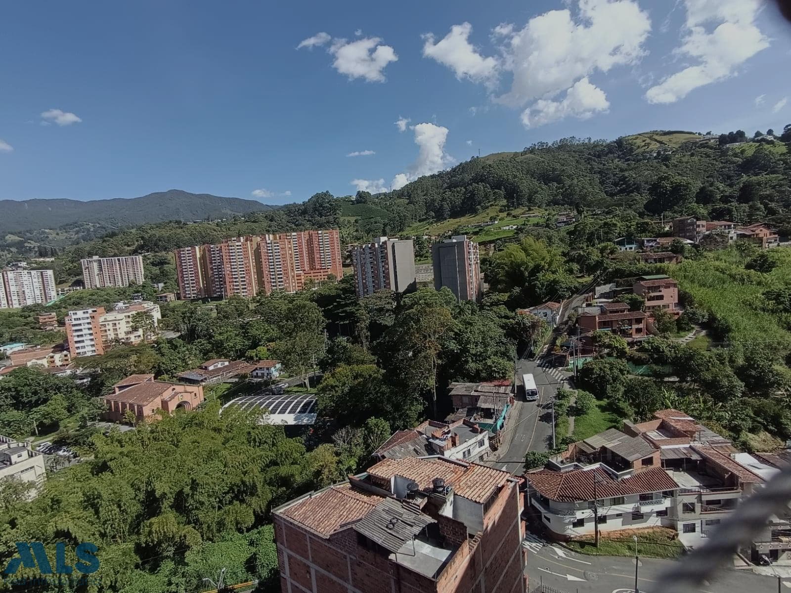 Apartamento en venta en Las Antillas, Aburra Sur, Envigado — foto 1 de 15