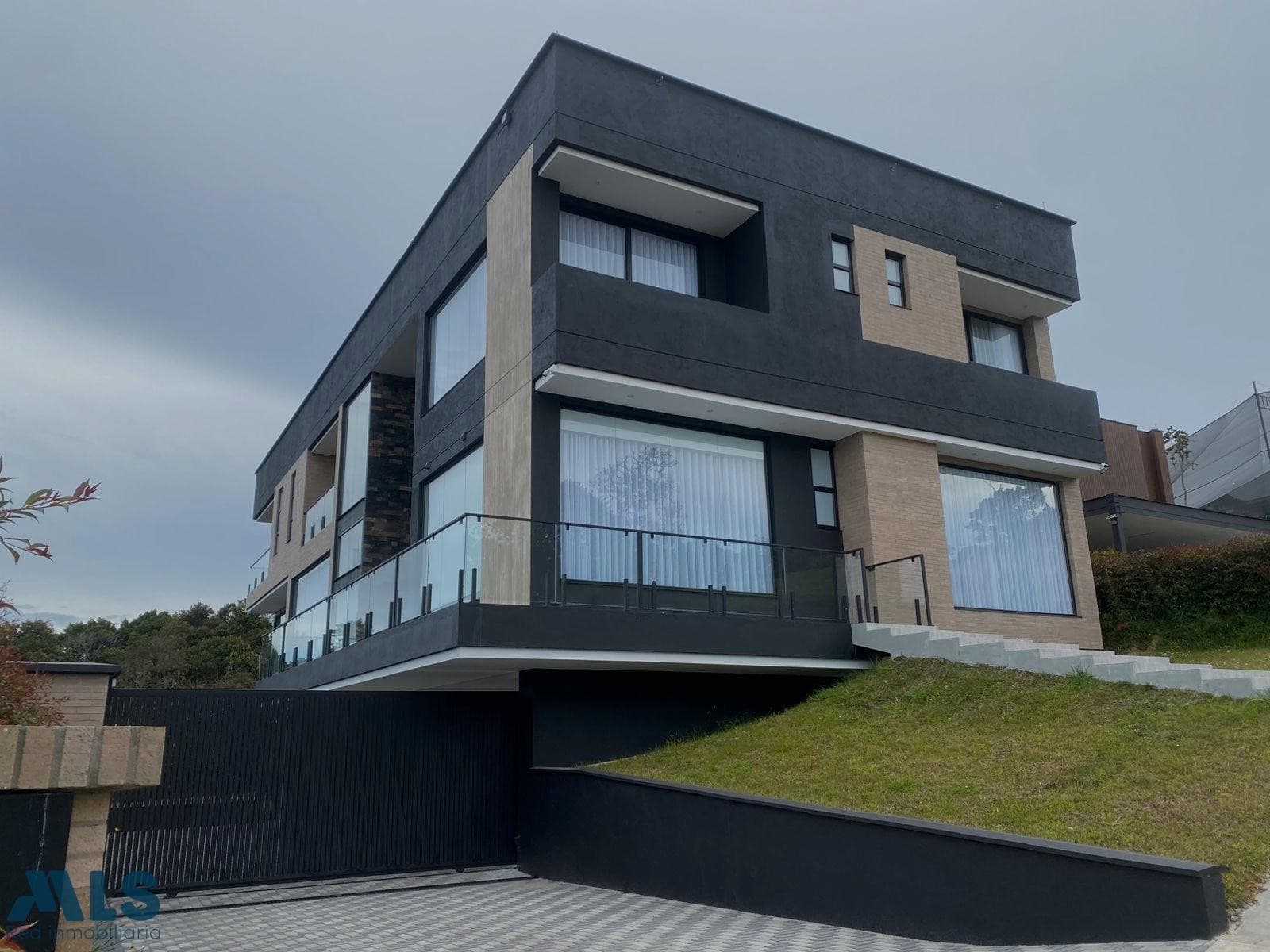 Casa en venta en Alto De Las Palmas, Aburra Sur, Envigado — foto 1 de 23