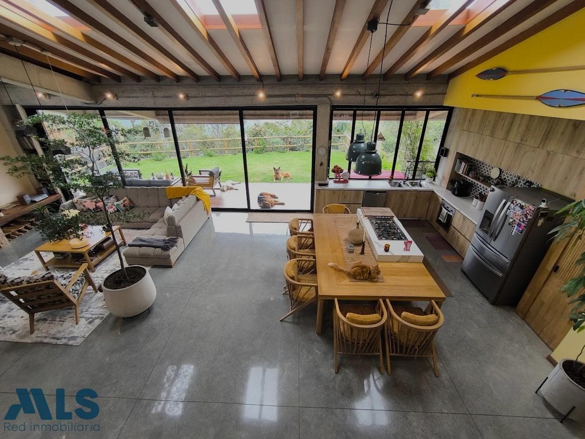 Casa en venta en Alto Del Escobero (el, Oriente Antioqueño, El Retiro — foto 1 de 17
