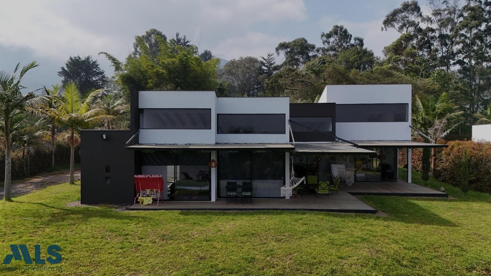Casa en venta en Rural, Oriente Antioqueño, El Carmen — foto 1 de 15
