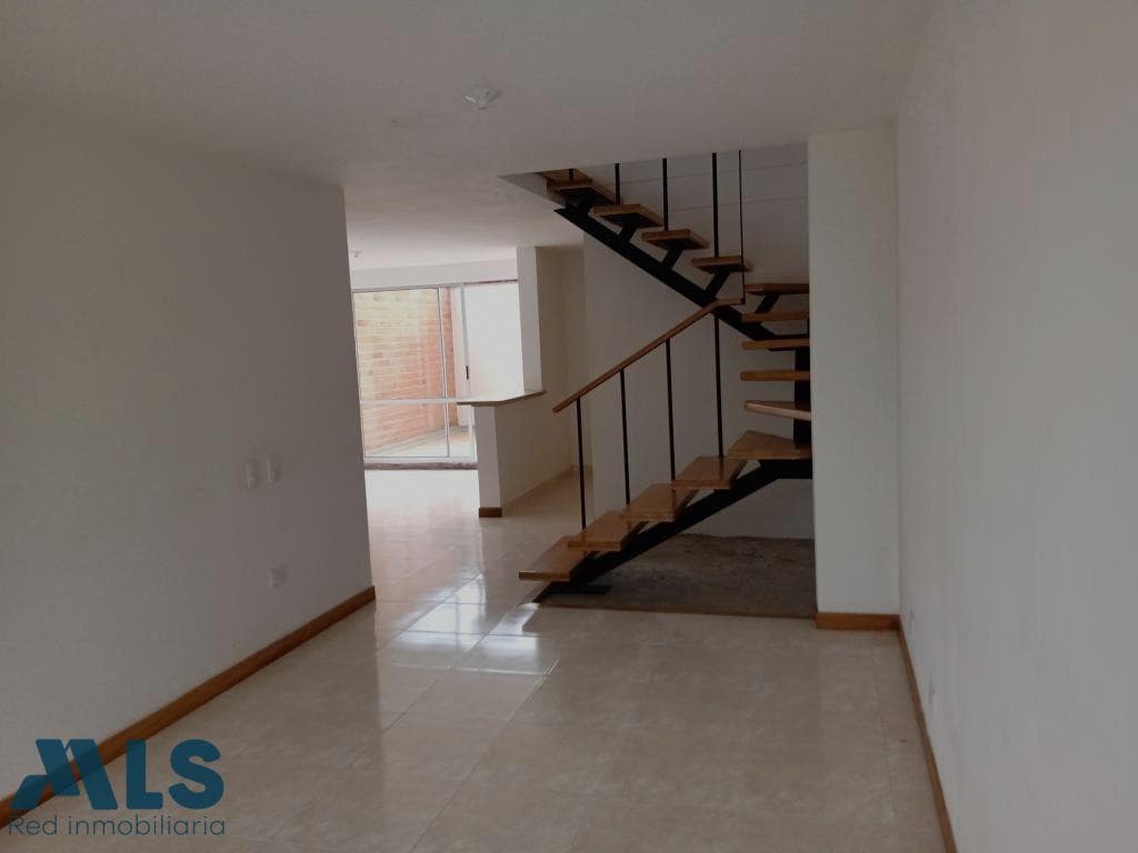 Casa en venta en La Presentación, Oriente Antioqueño, Rionegro — foto 1 de 18