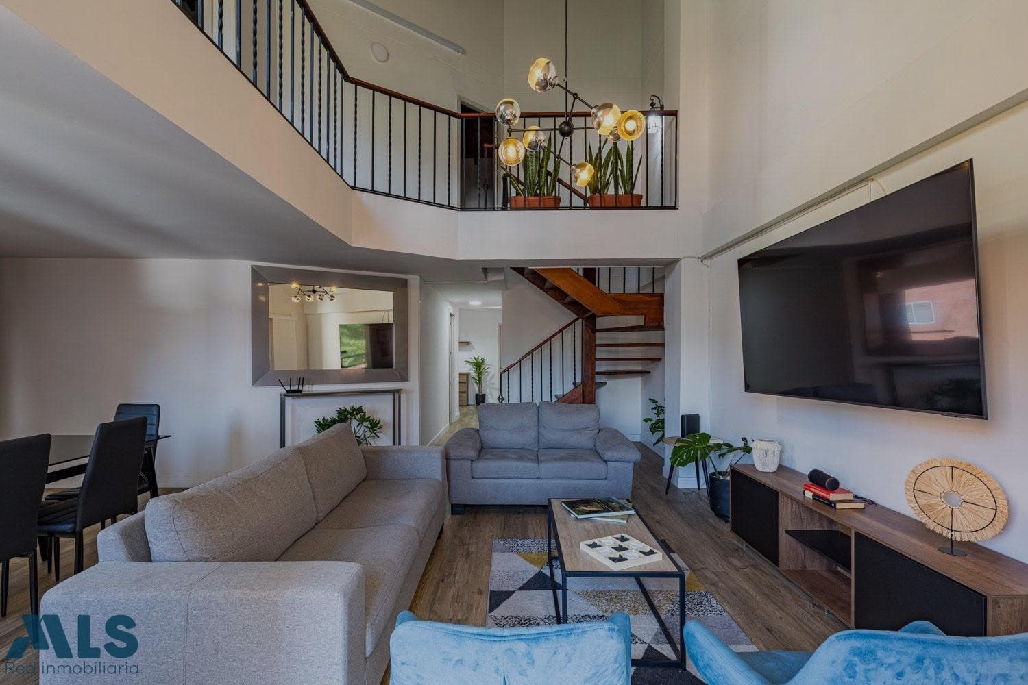 Apartamento en venta en Laureles, Medellín — foto 1 de 15