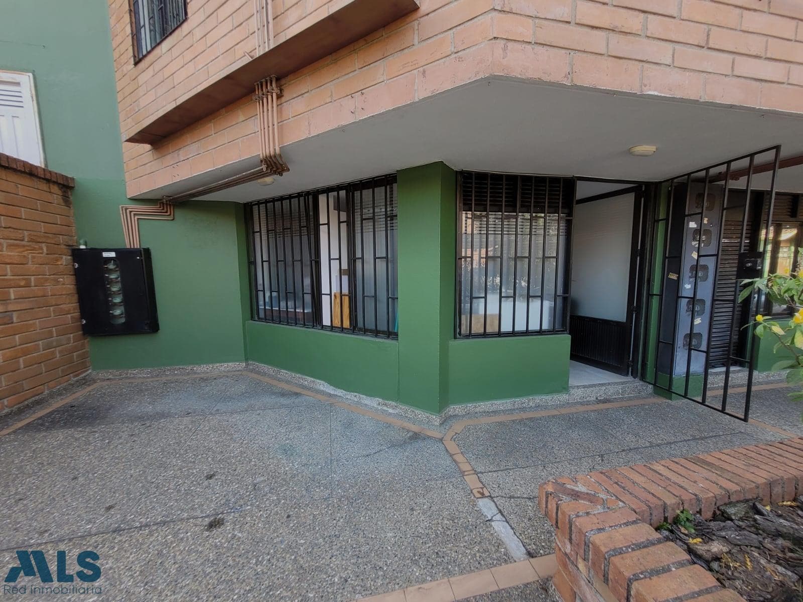 Local Comercial en venta en Almería, Occidente, Medellín — foto 1 de 11