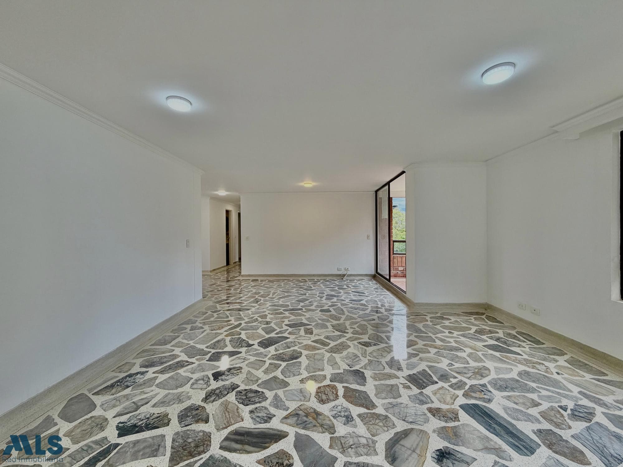 Apartamento en venta en Las Lomas Nº 1, Poblado, Medellín — foto 1 de 12