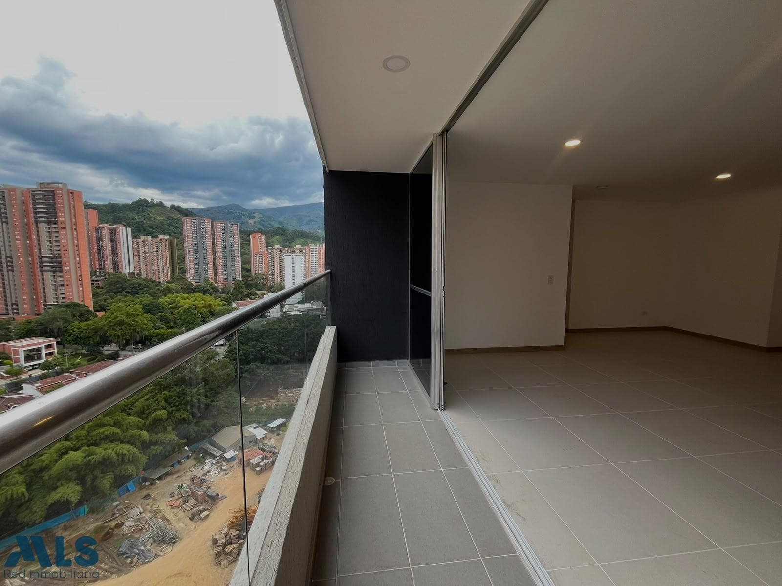 Apartamento en venta en La Doctora, Aburra Sur, Sabaneta — foto 1 de 18