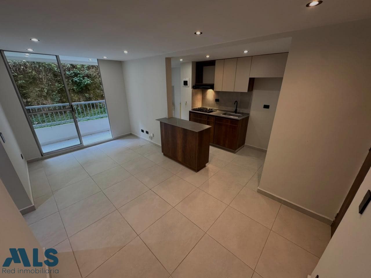 Apartamento en venta en Loma De San Jose, Aburra Sur, Sabaneta — foto 1 de 16