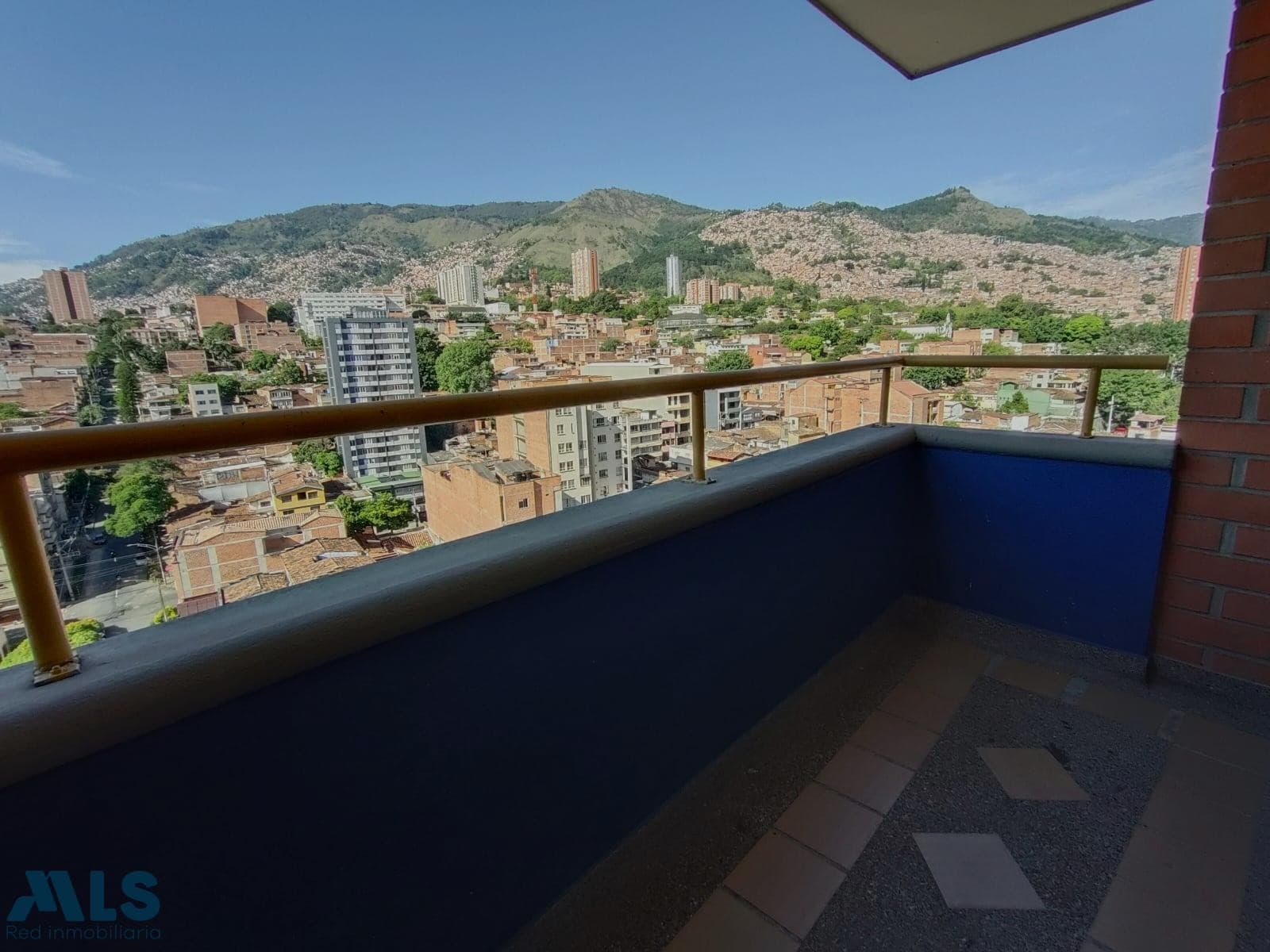 Apartamento en venta en Boston, Centro, Medellín — foto 1 de 15