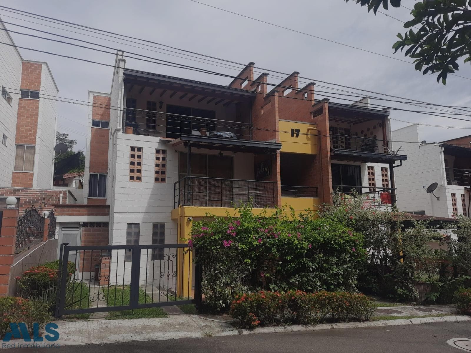Apartamento en venta en Urbano, Occidente Antioqueño, San Jerónimo — foto 1 de 31