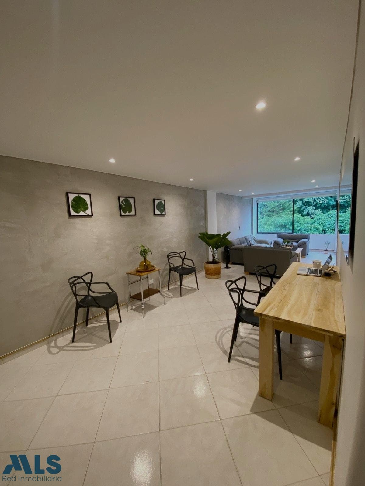 Apartamento en venta en La Concha, Poblado, Medellín — foto 1 de 17