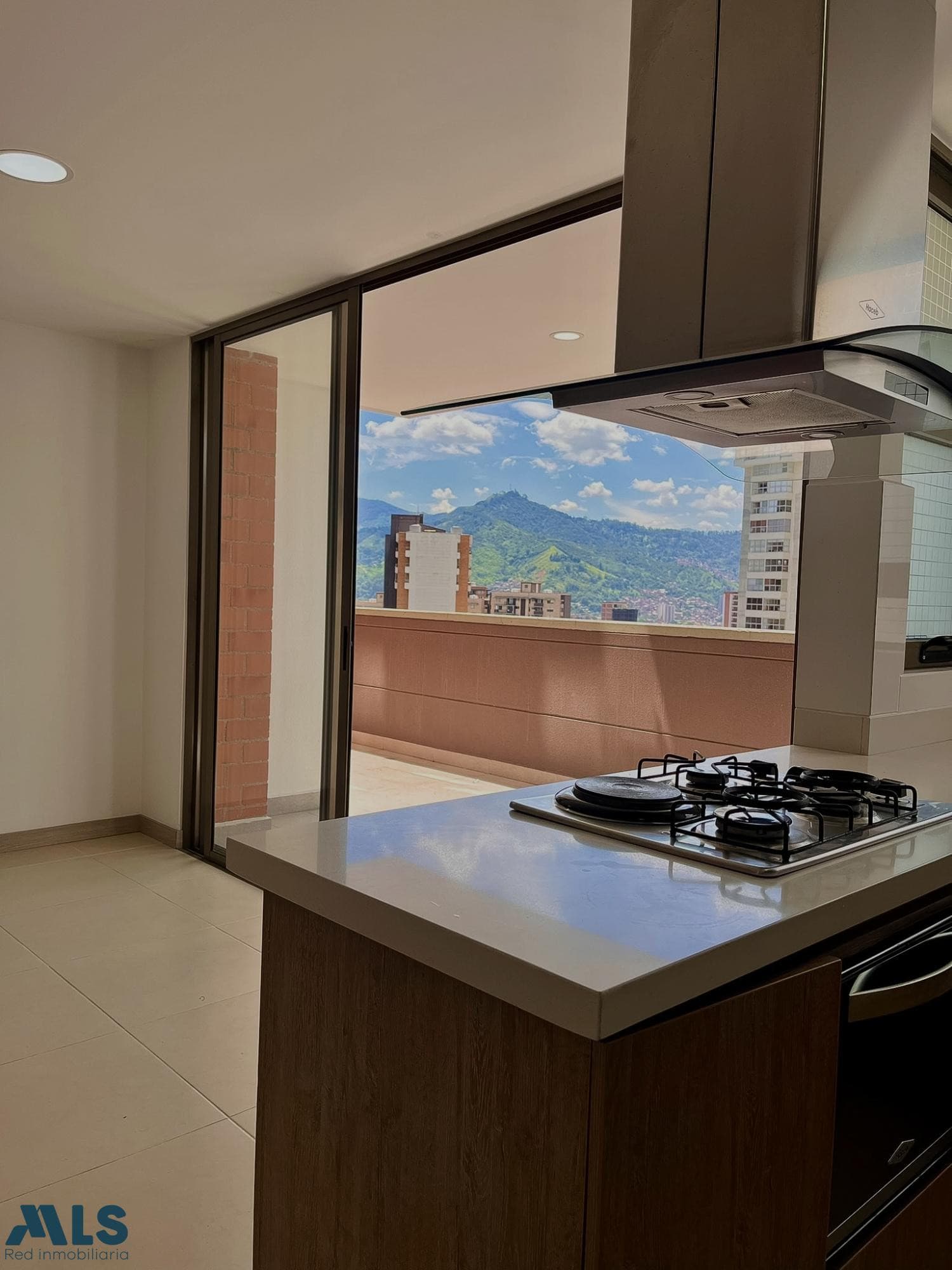 Apartamento en venta en Los Alcázares, Aburra Sur, Sabaneta — foto 1 de 29