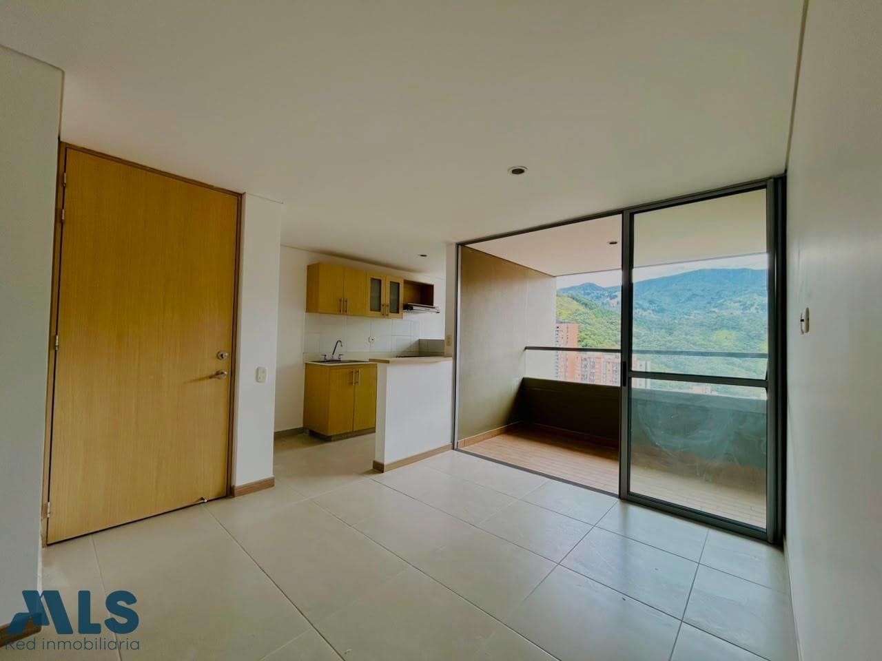 Apartamento en venta en Loma De San Jose, Aburra Sur, Sabaneta — foto 1 de 18