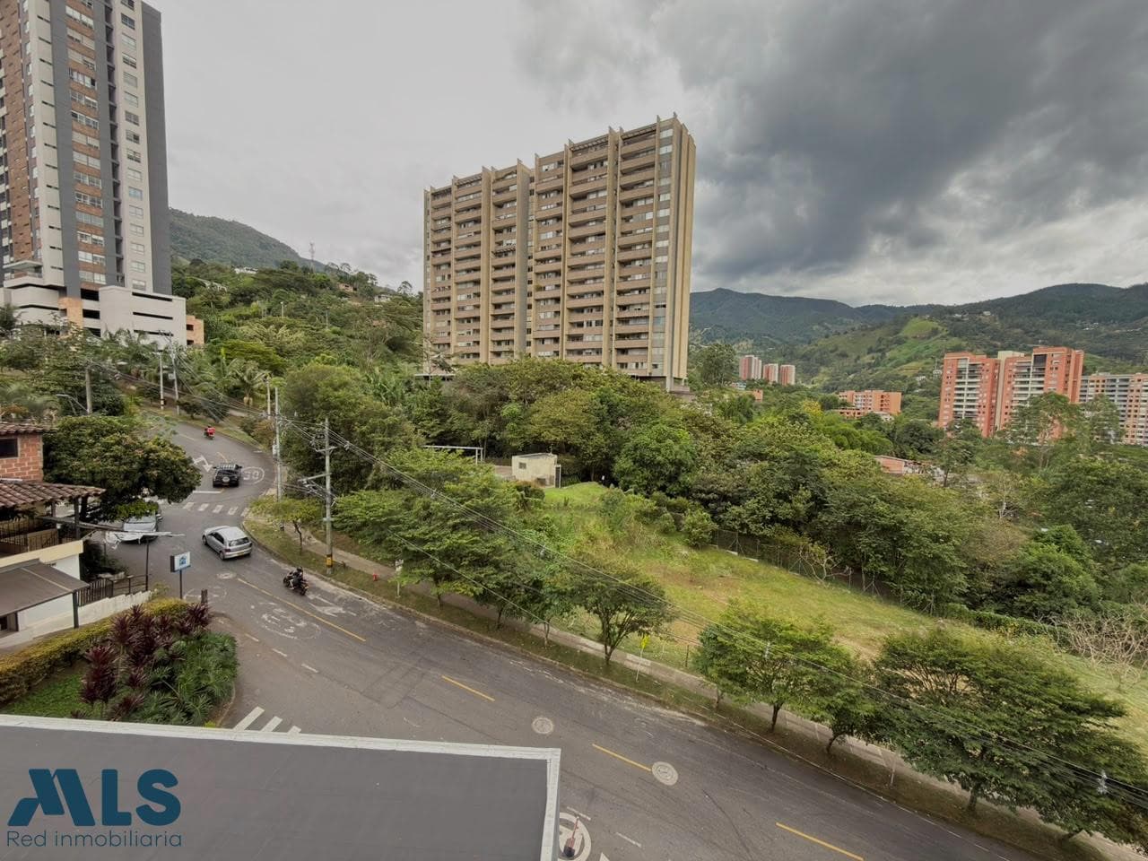 Apartamento en venta en El Chinguí, Aburra Sur, Envigado — foto 1 de 23