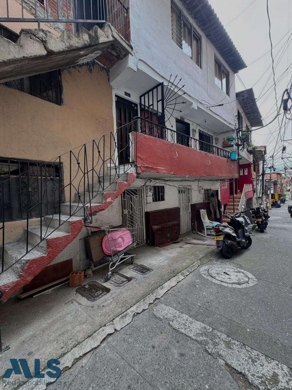 Casa en venta en Los Alpes, Belén Guayabal, Medellín — foto 1 de 12
