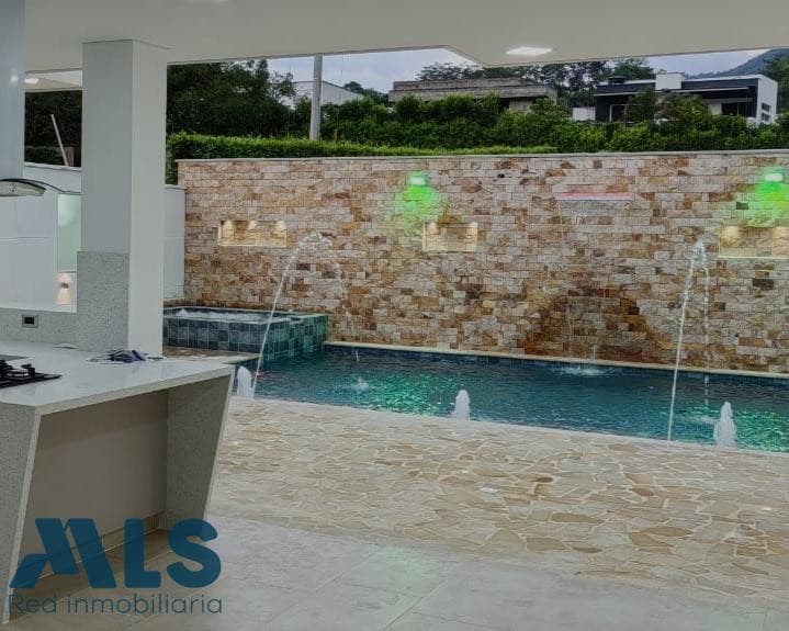 Casa en venta en Sector Leticia, Occidente Antioqueño, San Jerónimo — foto 1 de 20