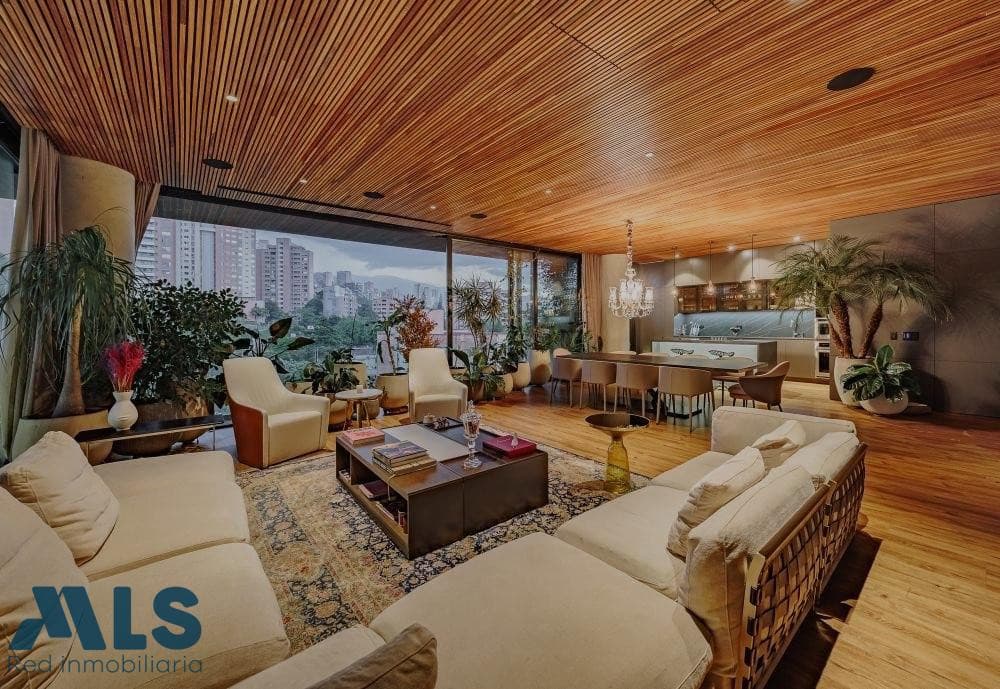 Apartamento en venta en La Concha, Poblado, Medellín — foto 1 de 29