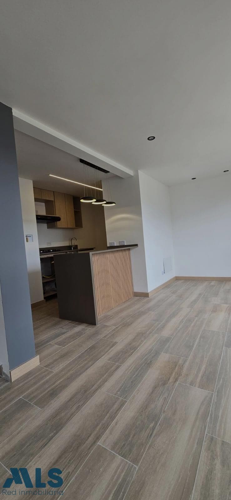 Apartamento en venta en V. Primavera, Aburra Sur, Caldas — foto 1 de 10
