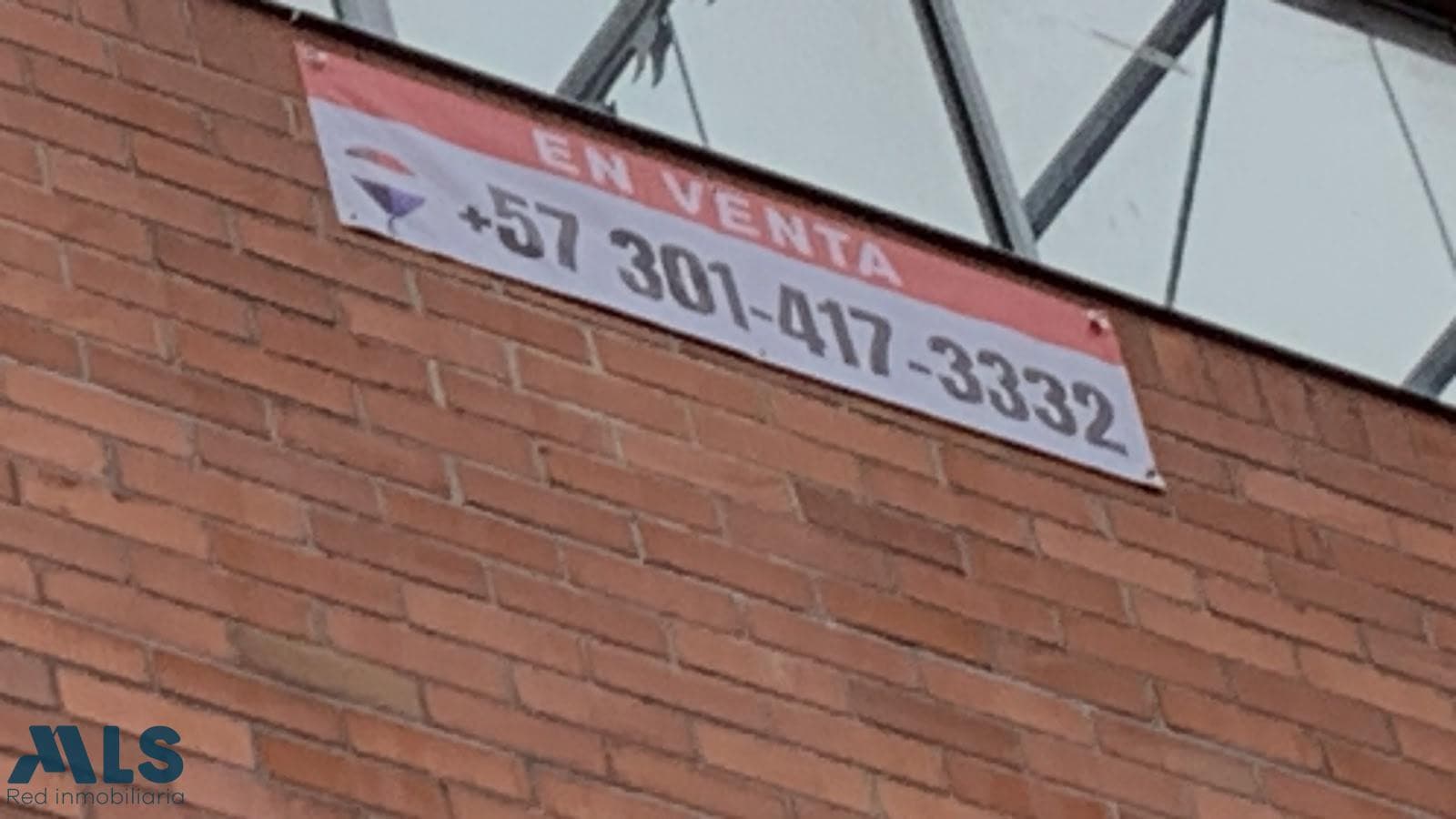 Oficina en venta en Naranjal, Laureles, Medellín — foto 1 de 8