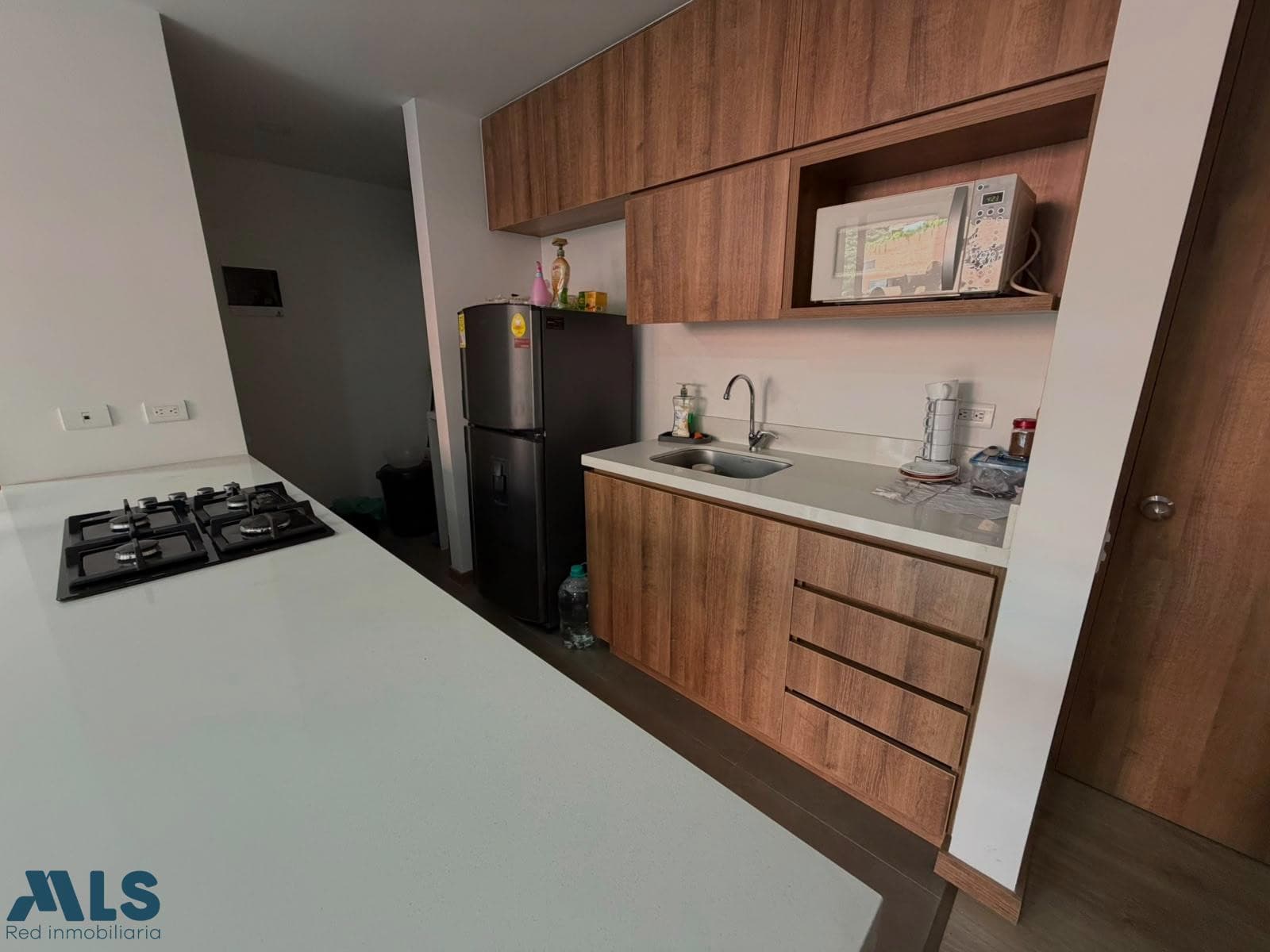 Apartamento en venta en El Trianón, Aburra Sur, Envigado — foto 1 de 18