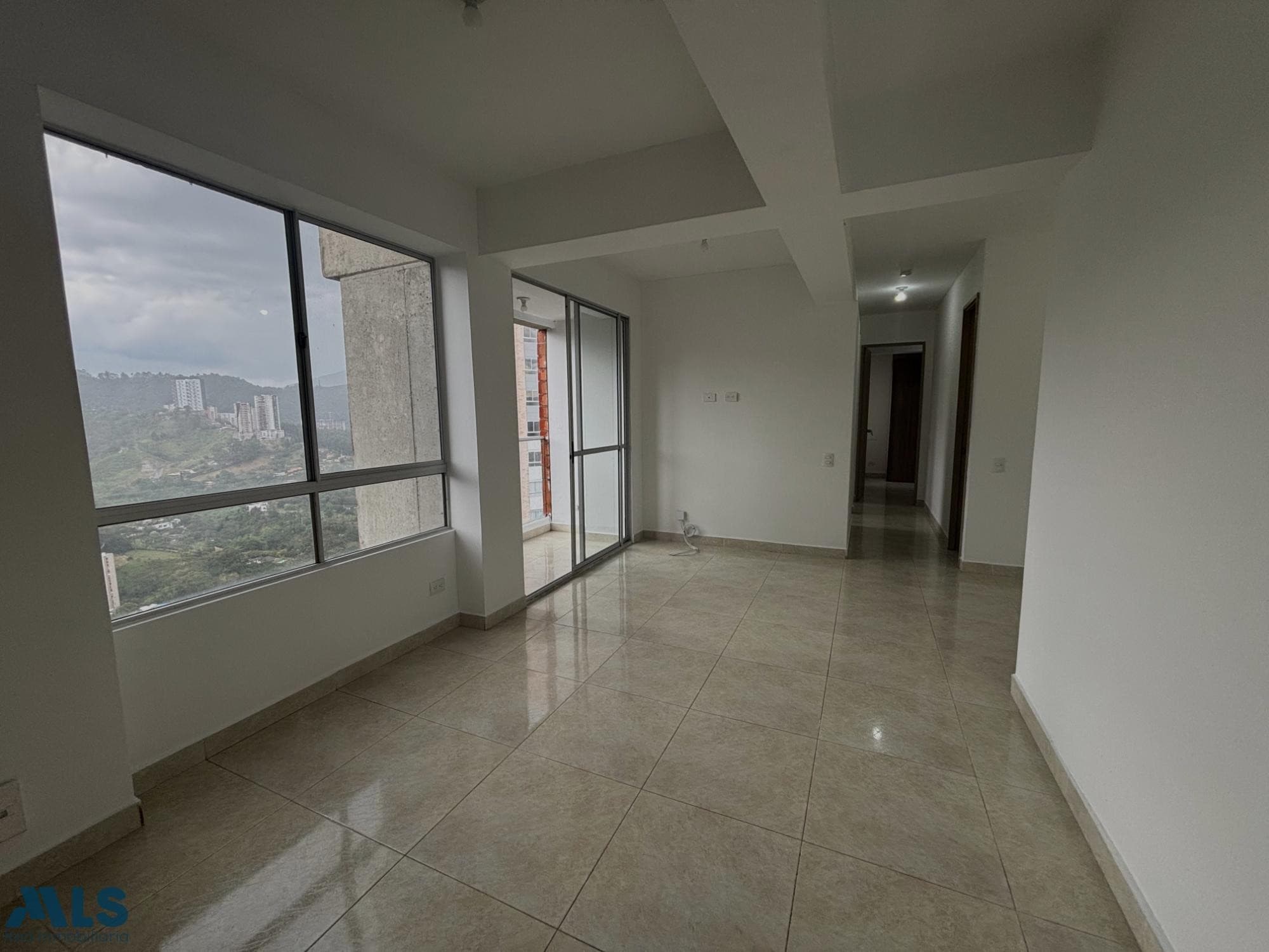 Apartamento en venta en Las Lomitas, Aburra Sur, Sabaneta — foto 1 de 15