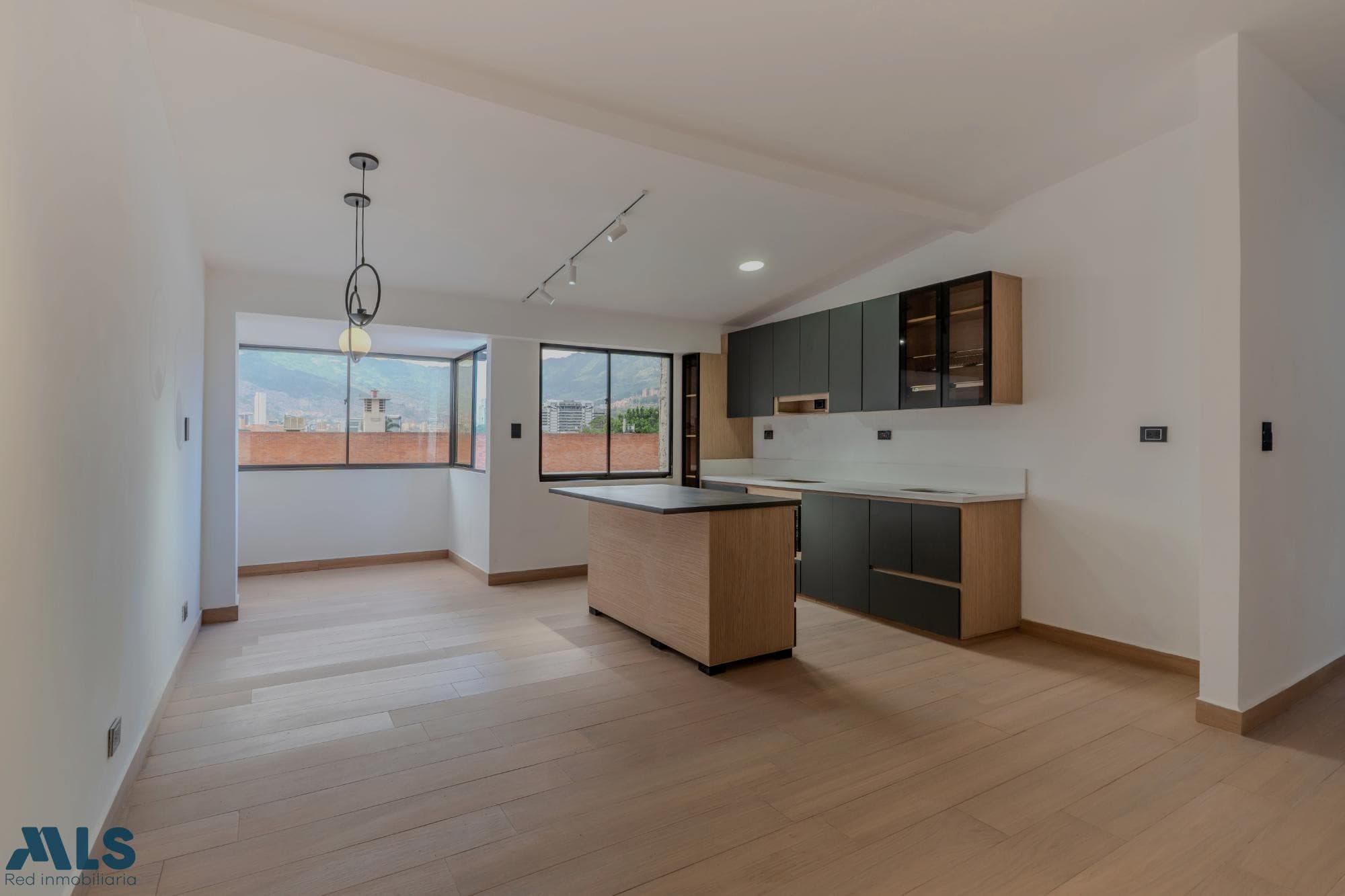 Apartamento en venta en Florida Nueva, Laureles, Medellín — foto 1 de 12