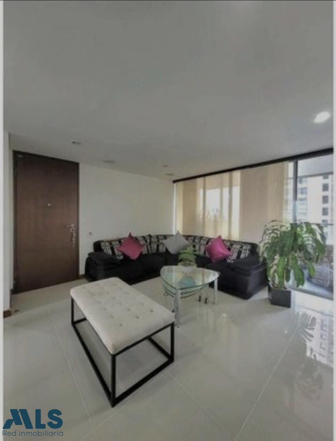 Apartamento en venta en Santa Maria De Los Angeles, Poblado, Medellín — foto 1 de 14