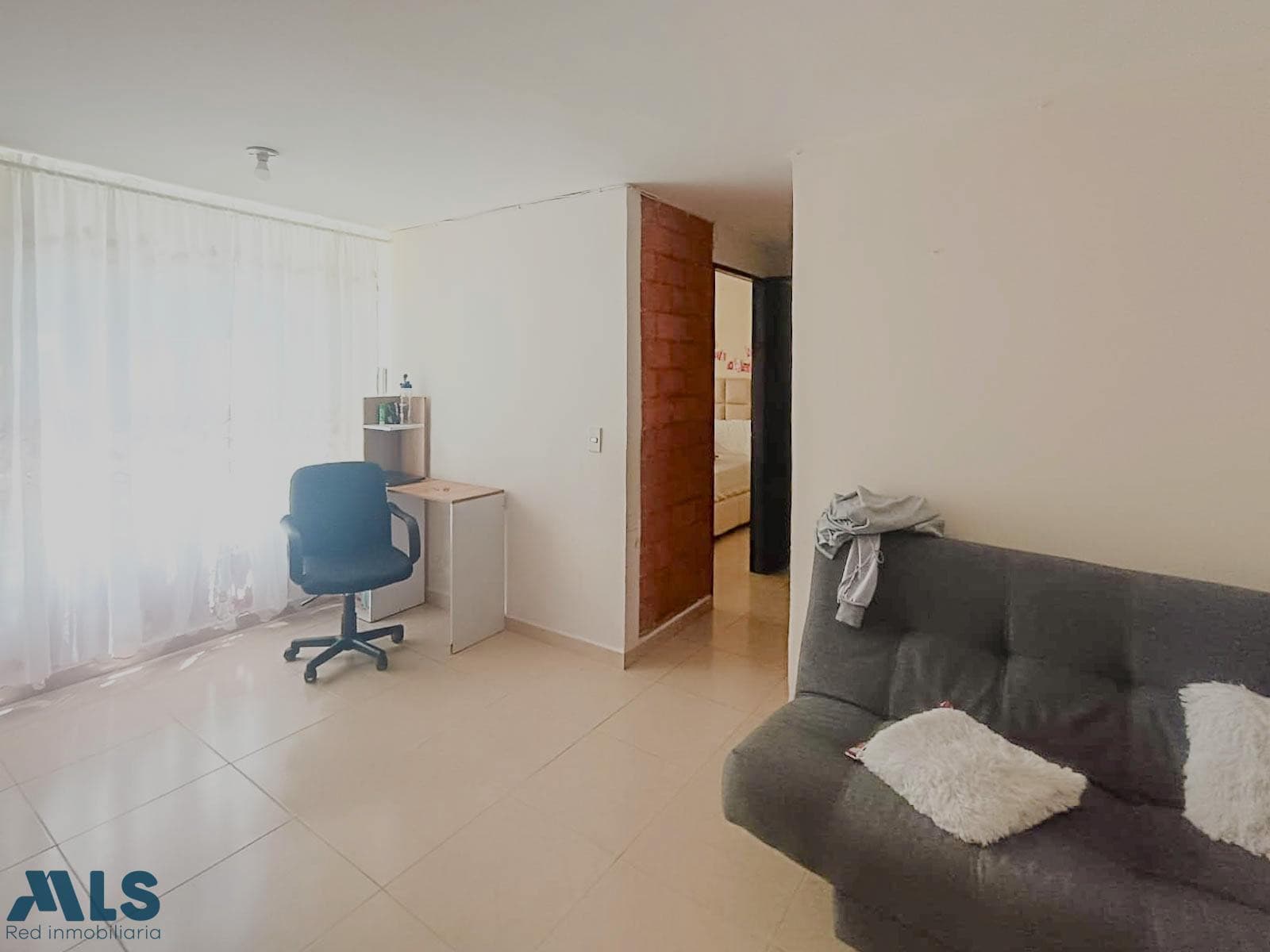 Apartamento en venta en Robledo Pajarito, Occidente, Medellín — foto 1 de 10