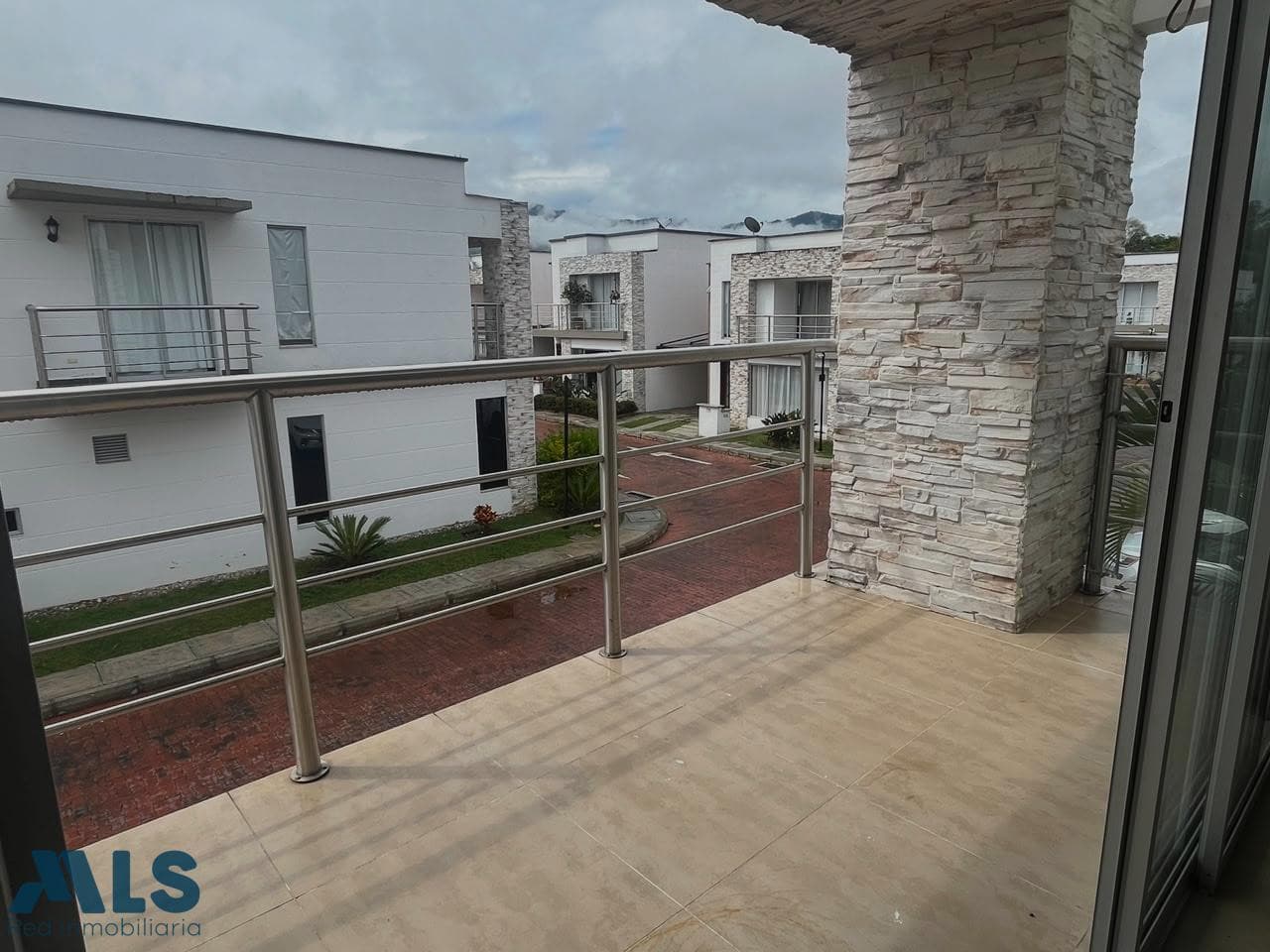 Casa en venta en Urbano (La Ceja), Oriente Antioqueño — foto 1 de 18